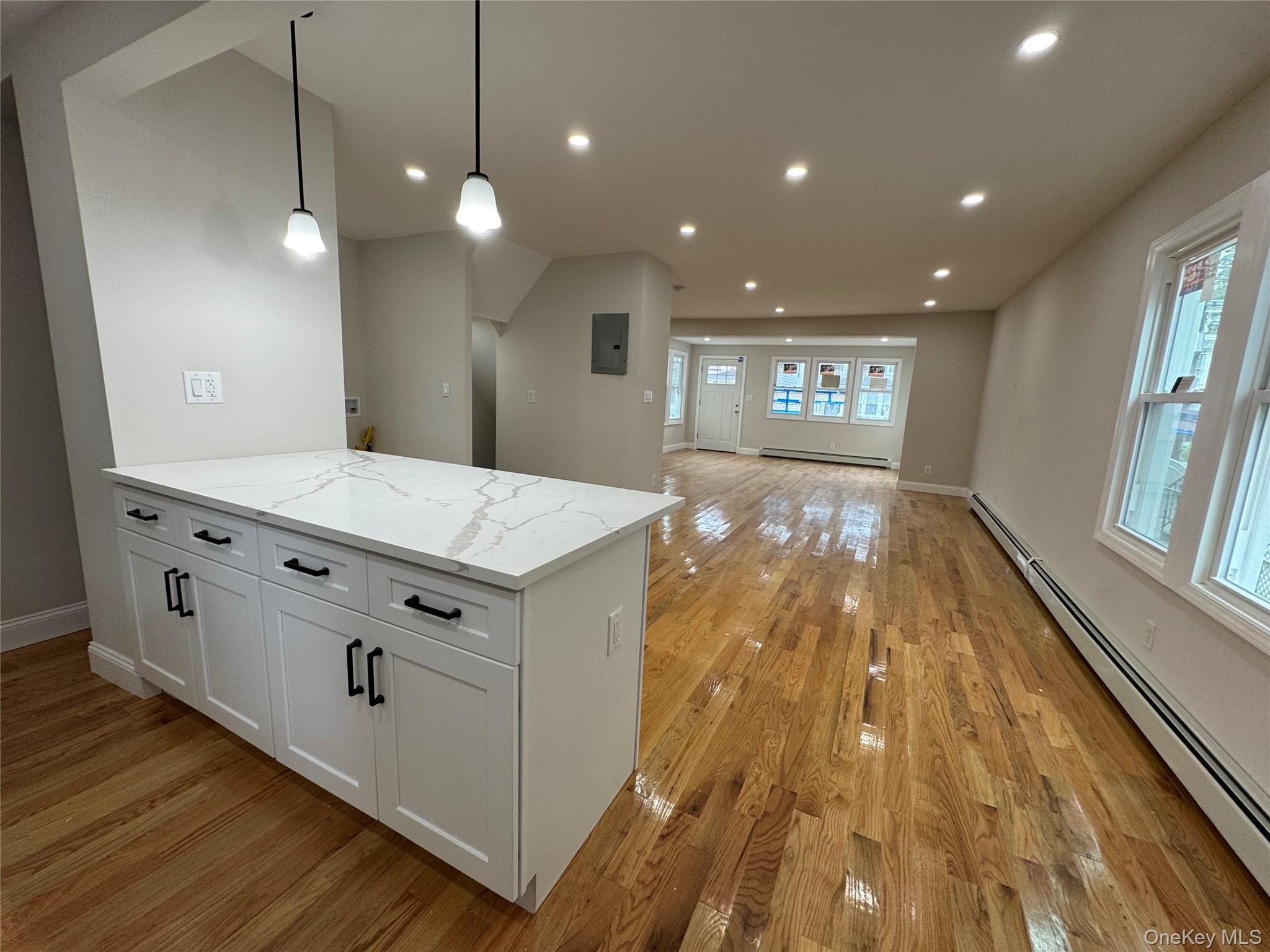 Single Family Murdock  Queens, NY 11412, MLS-900171-5