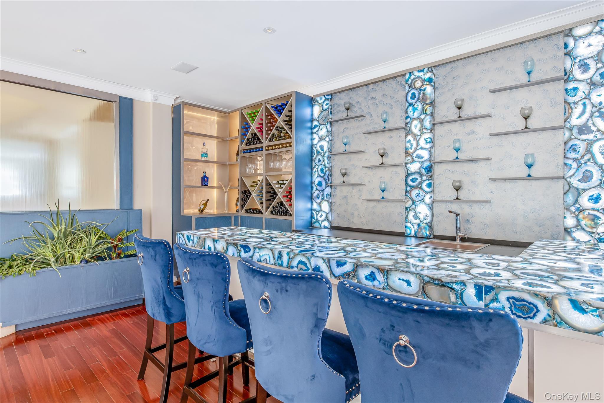 Single Family Sloanes Nassau County, NY 11050, MLS-900184-12