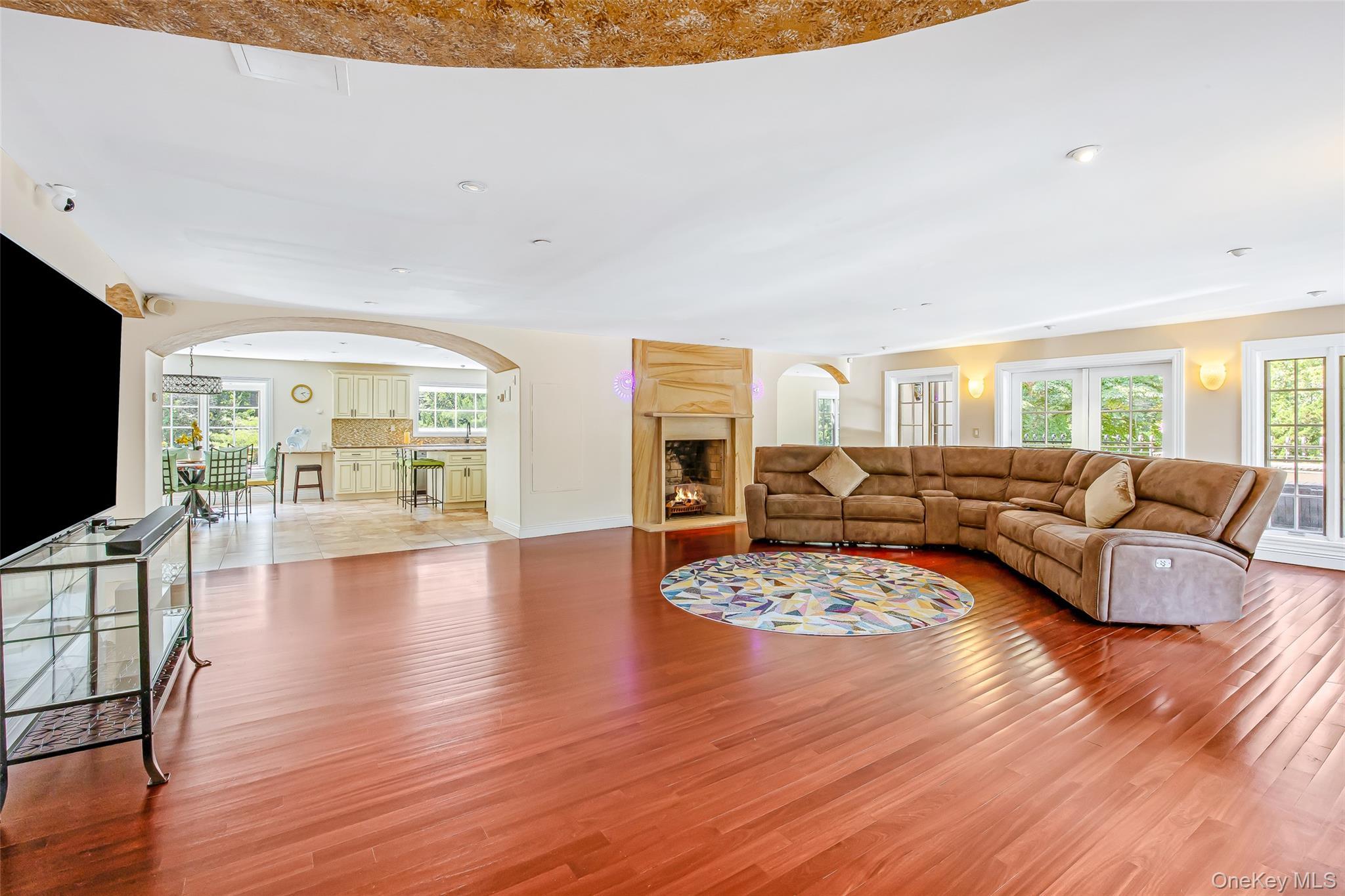 Single Family Sloanes Nassau County, NY 11050, MLS-900184-15