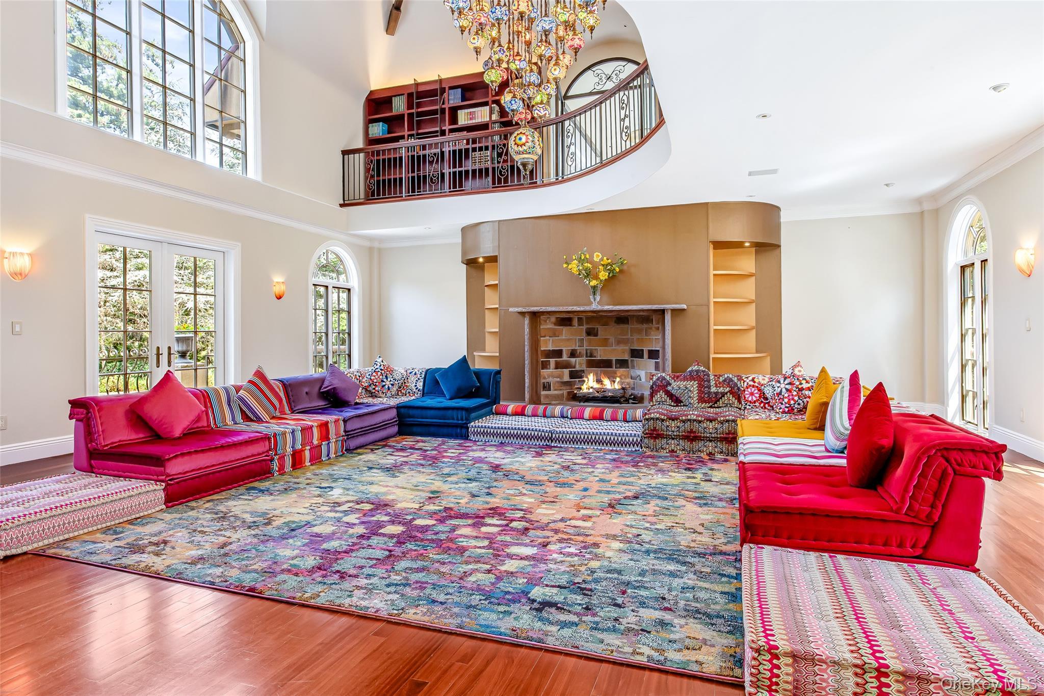 Single Family Sloanes Nassau County, NY 11050, MLS-900184-8