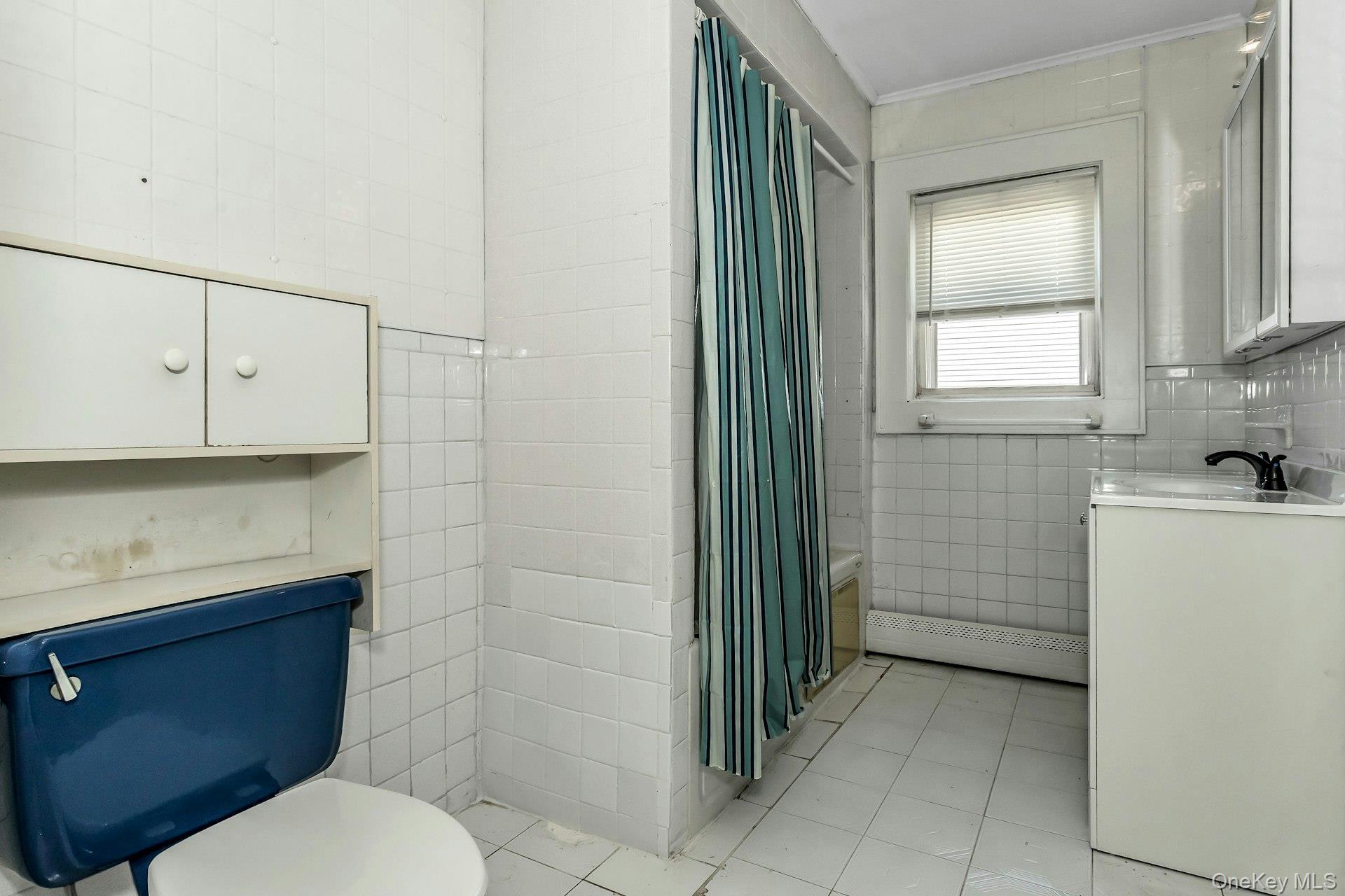 Single Family Lexington  Nassau County, NY 11520, MLS-900199-15