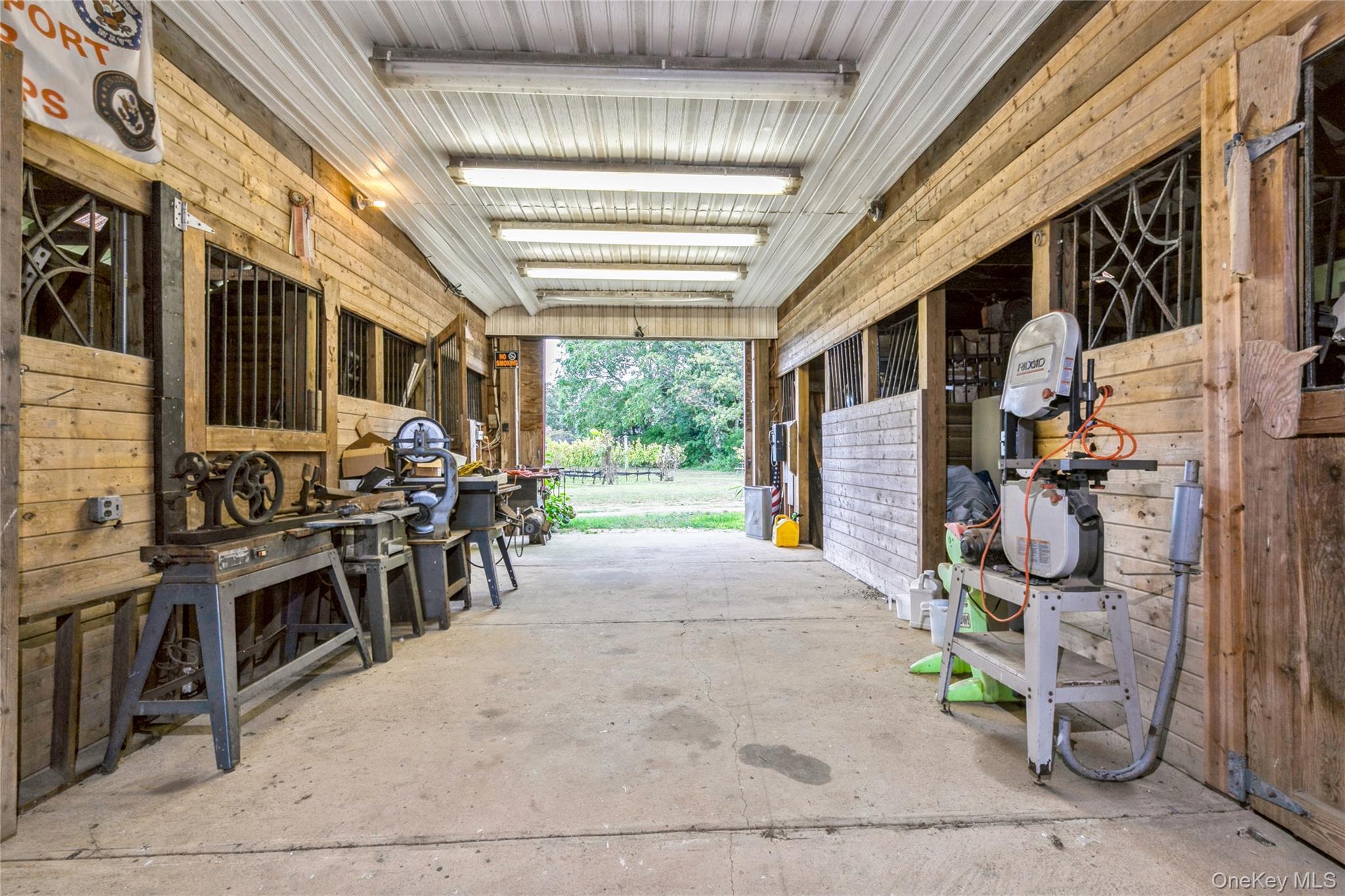 Single Family Main Suffolk County, NY 11935, MLS-900202-31