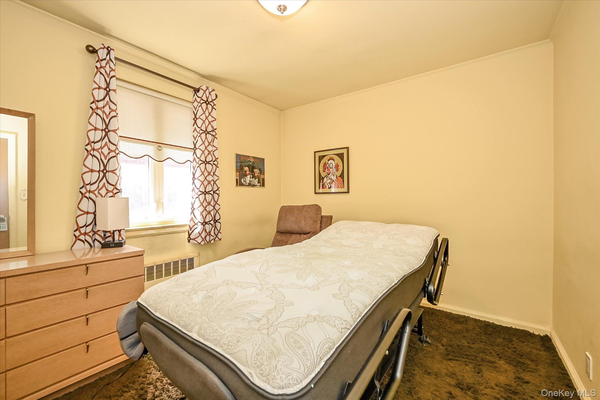 Single Family 57th Queens, NY 11364, MLS-900259-9