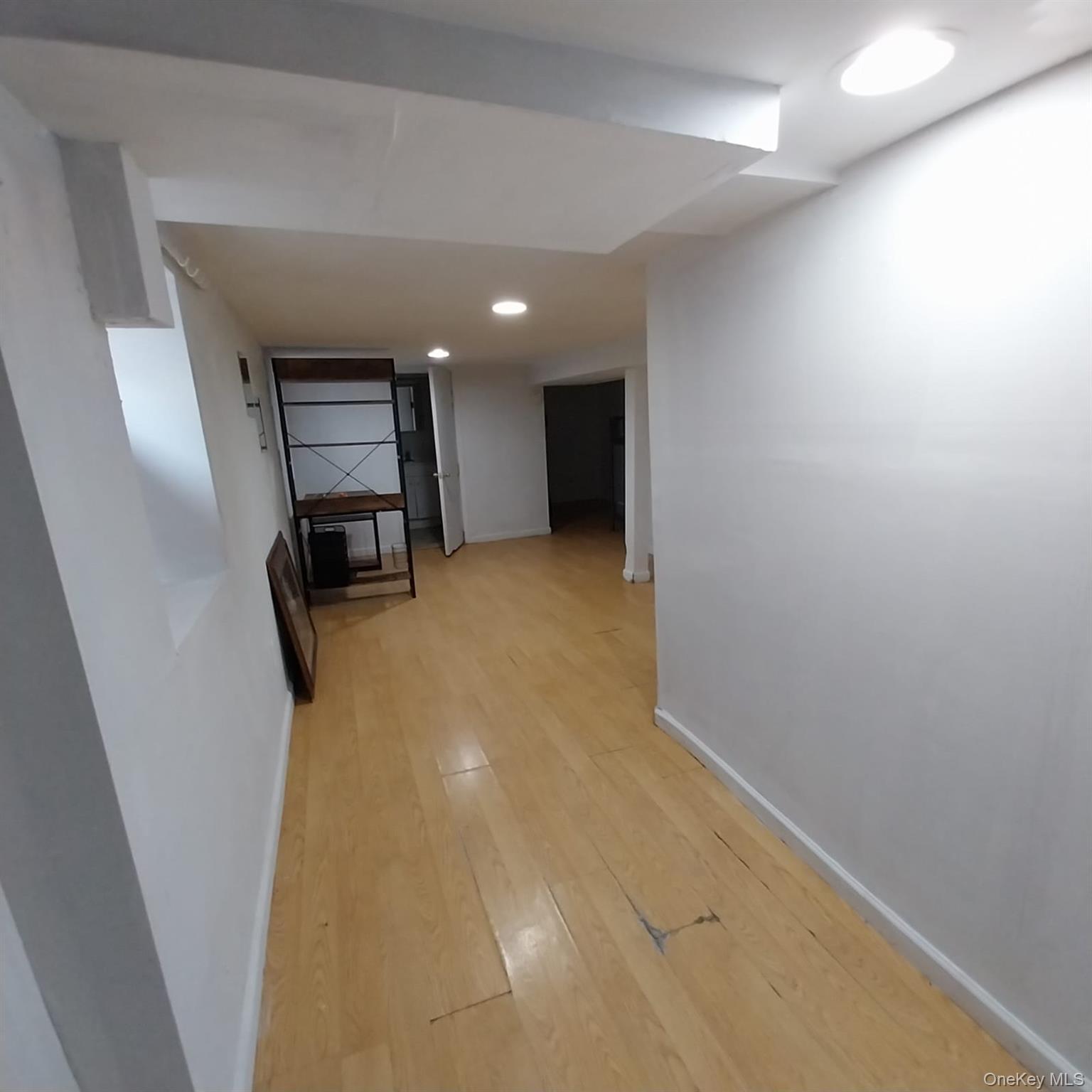 Single Family E New York  Nassau County, NY 11580, MLS-900296-26