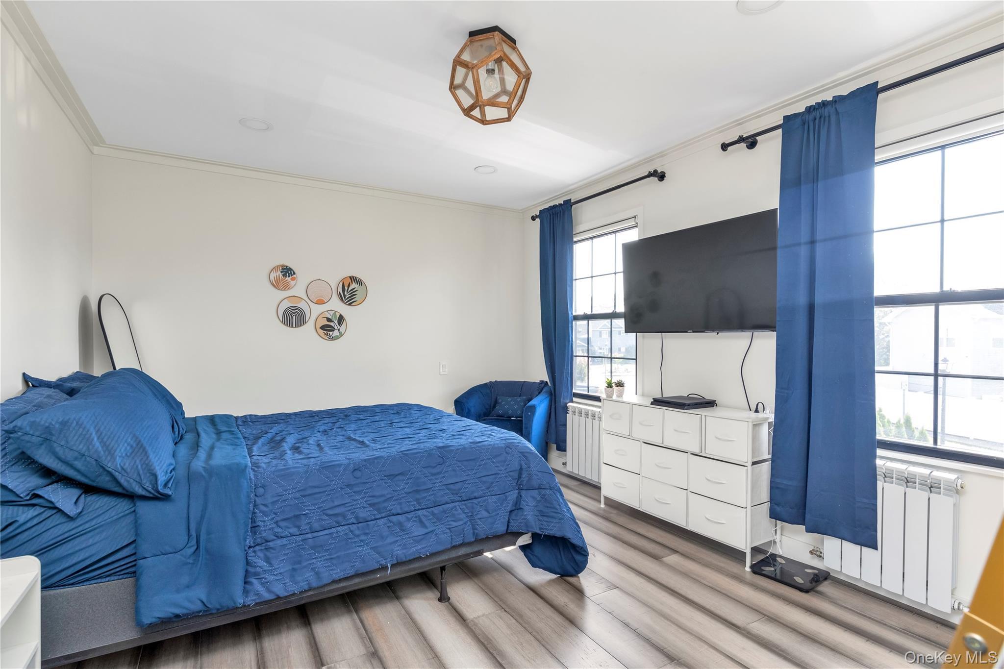 Single Family Family Nassau County, NY 11756, MLS-900318-19