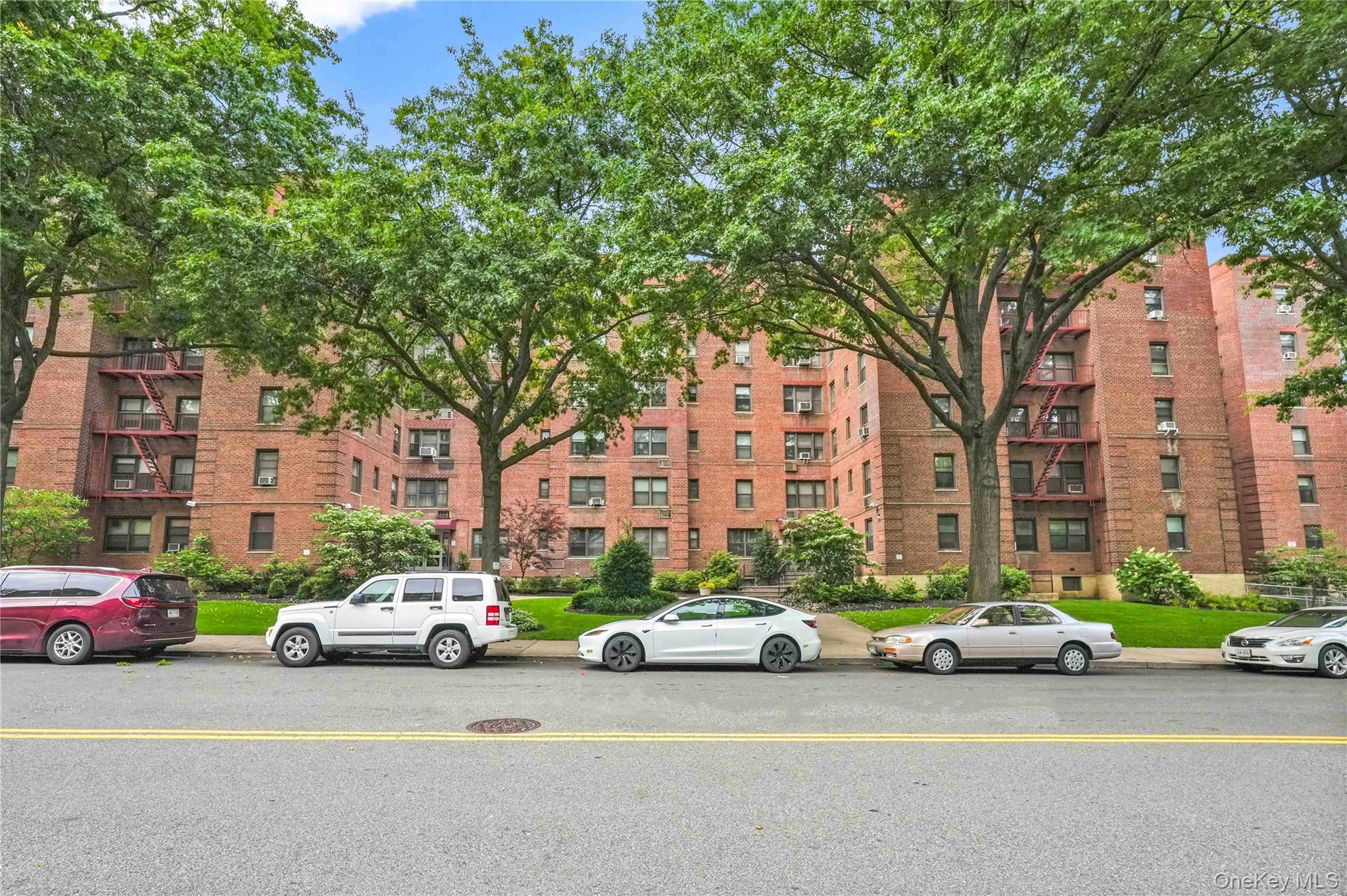 Coop 26th  Queens, NY 11354, MLS-900322-6