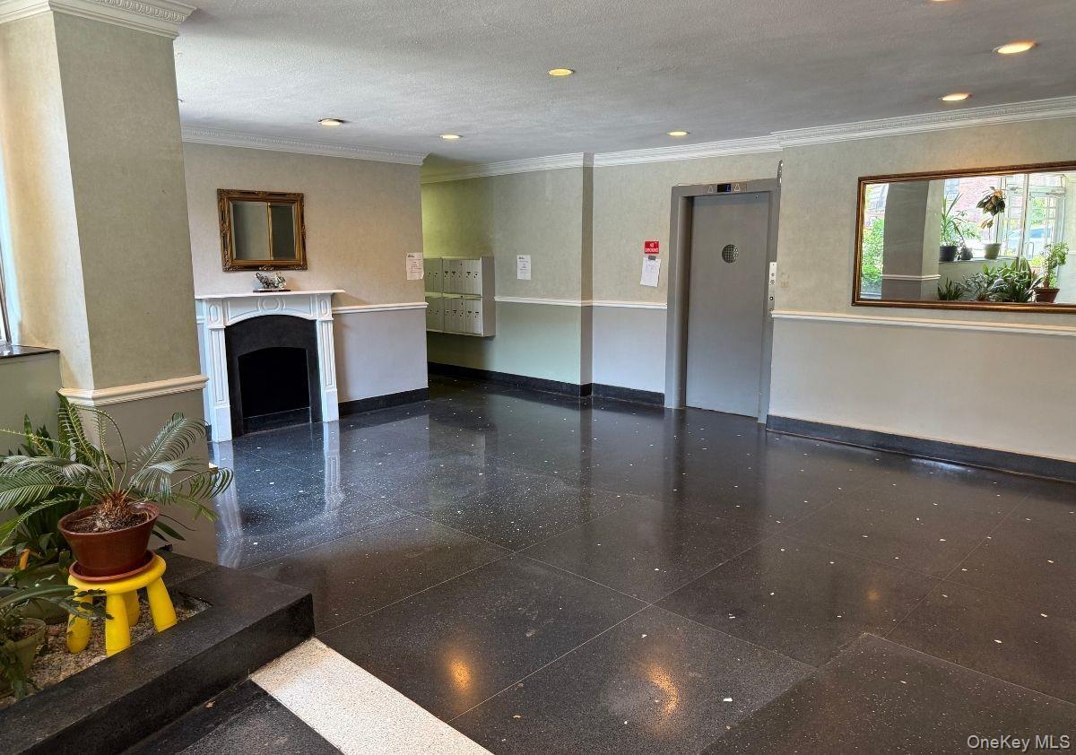 Coop Austin  Queens, NY 11374, MLS-900338-7