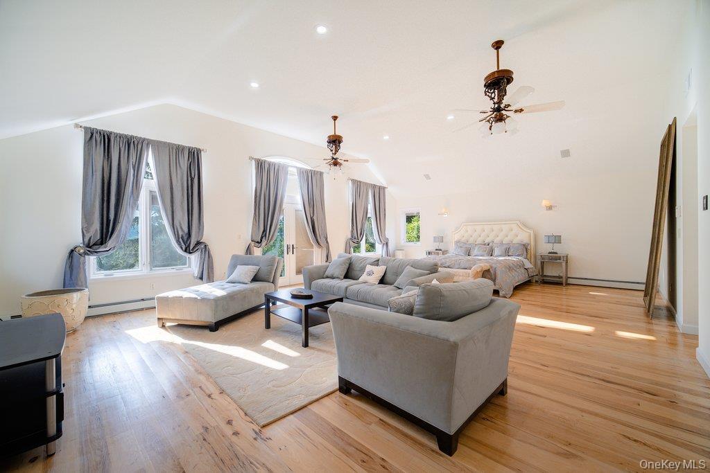 Single Family Mineral Springs  Orange County, NY 10930, MLS-900348-22