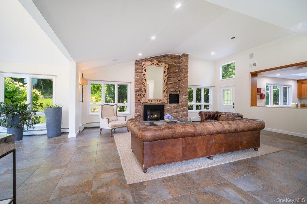 Single Family Mineral Springs  Orange County, NY 10930, MLS-900348-32