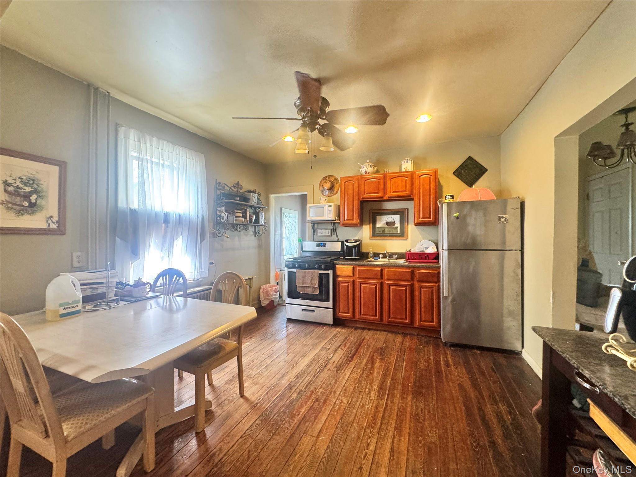 Single Family Colin  Westchester County, NY 10701, MLS-900356-4