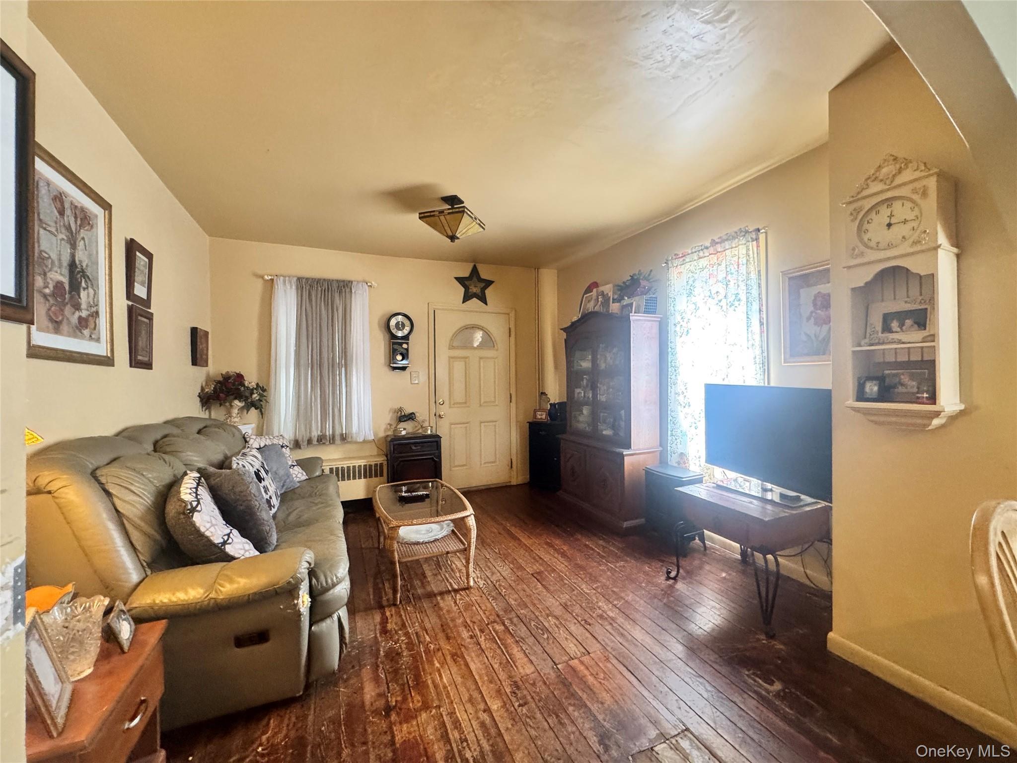 Single Family Colin  Westchester County, NY 10701, MLS-900356-5