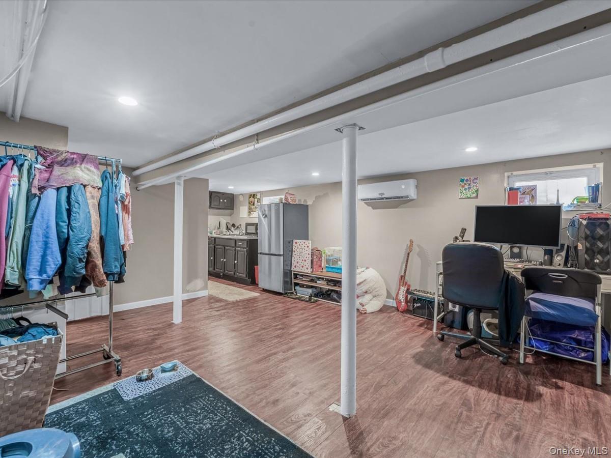 Single Family 114th  Queens, NY 11412, MLS-900360-15