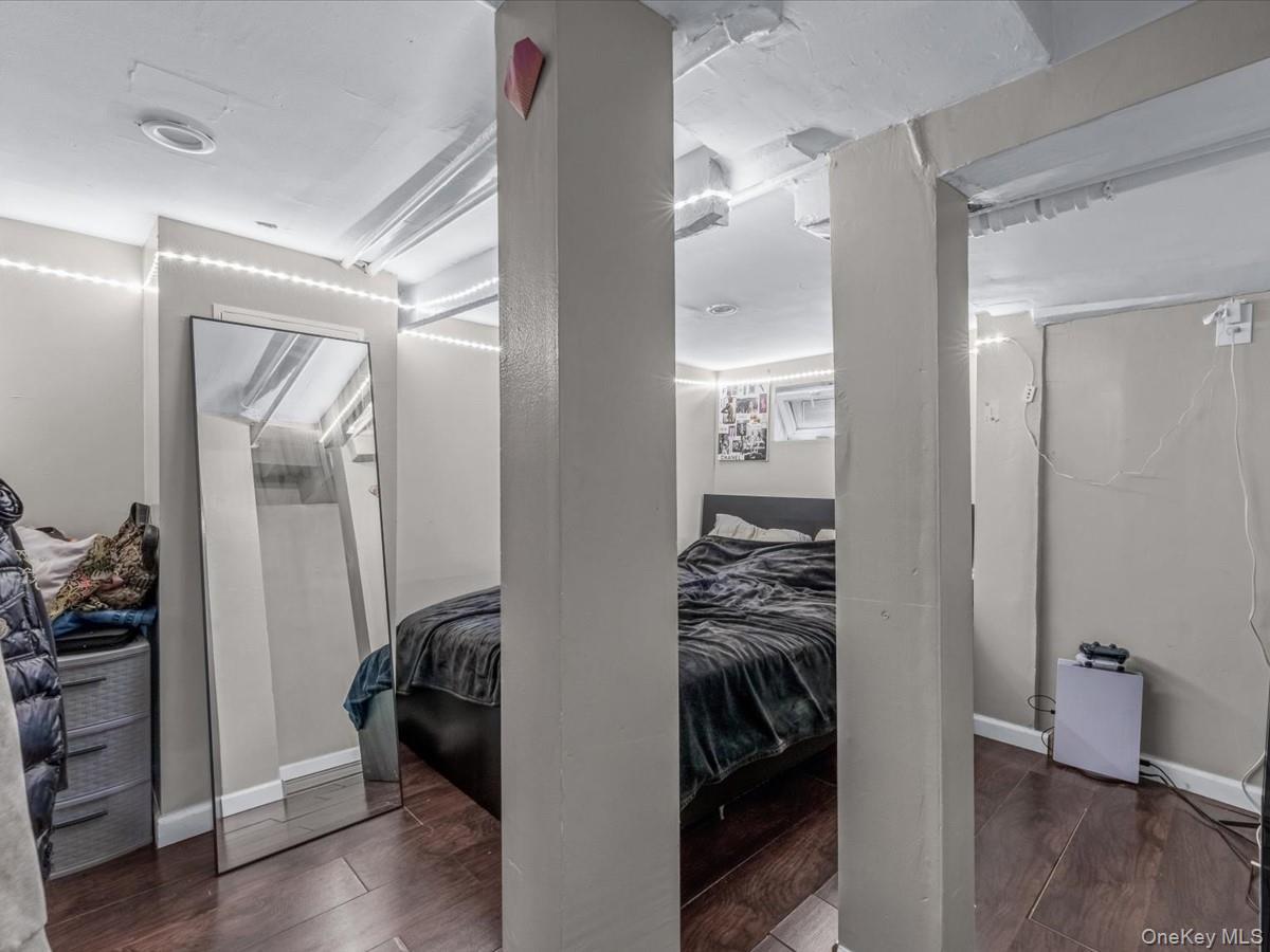 Single Family 114th  Queens, NY 11412, MLS-900360-16