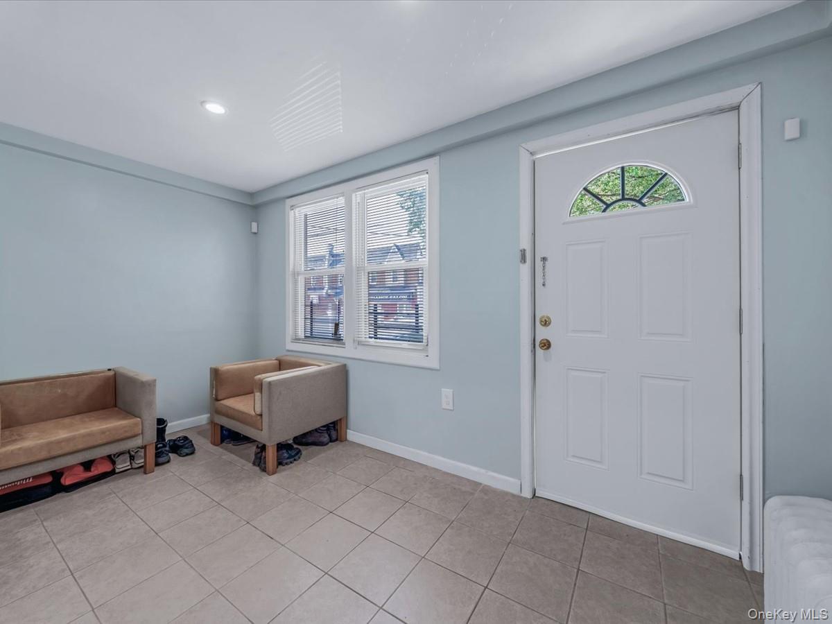 Single Family 114th  Queens, NY 11412, MLS-900360-3