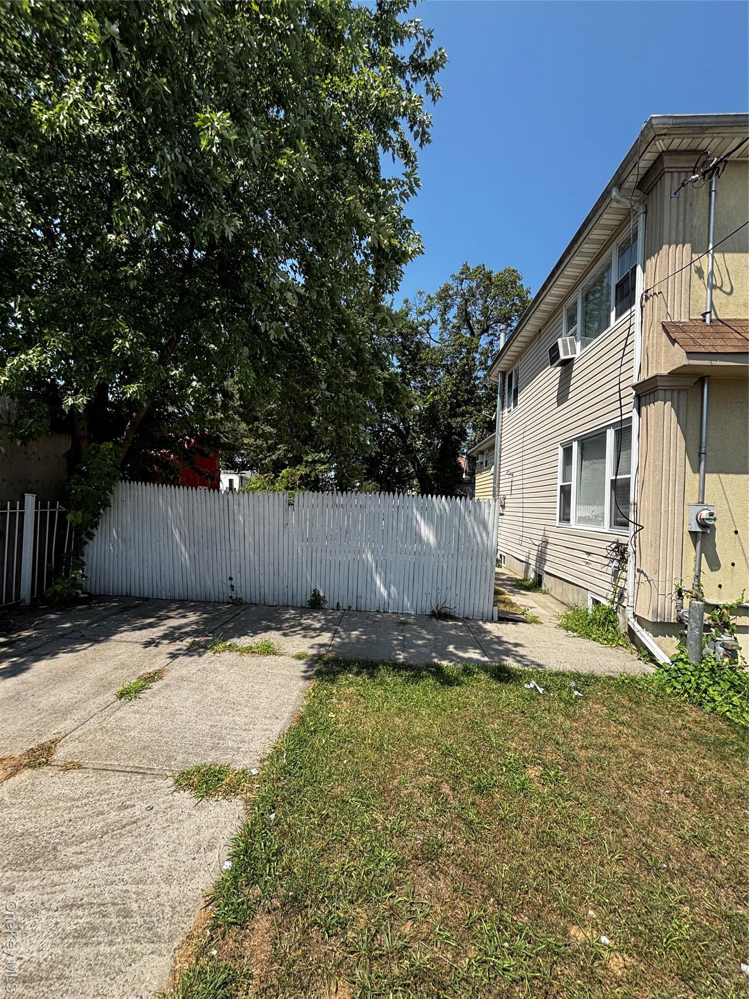 Single Family 224  Queens, NY 11413, MLS-900364-4