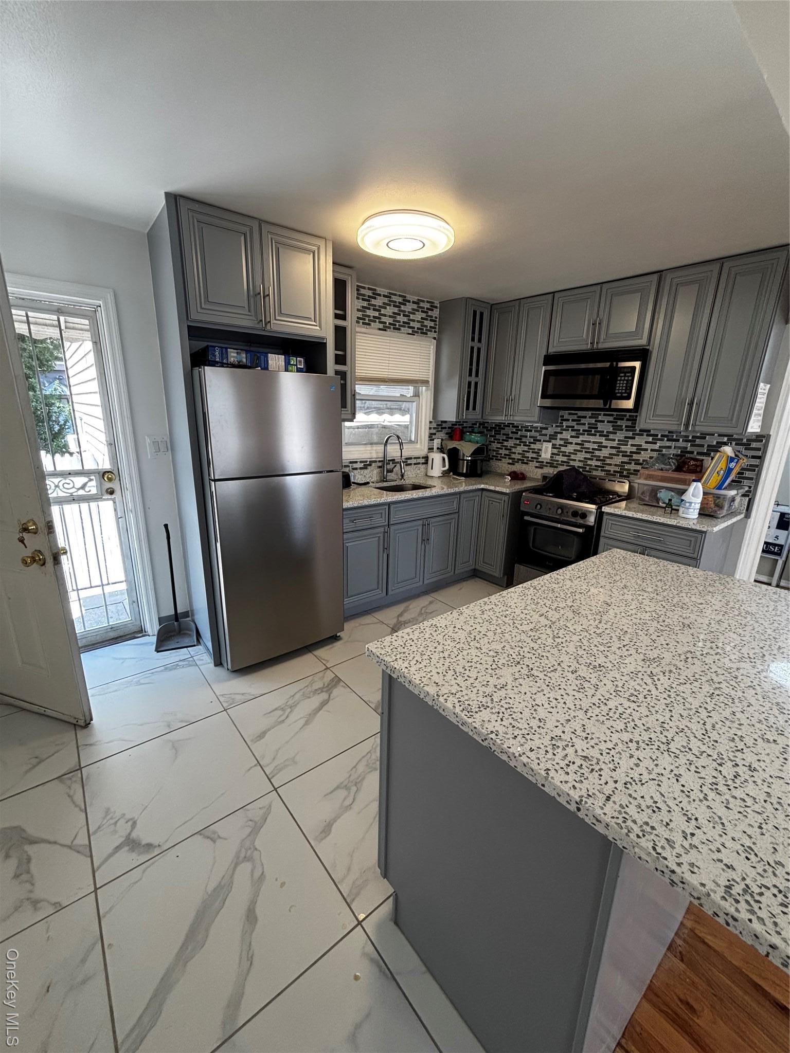 Single Family 224  Queens, NY 11413, MLS-900364-5