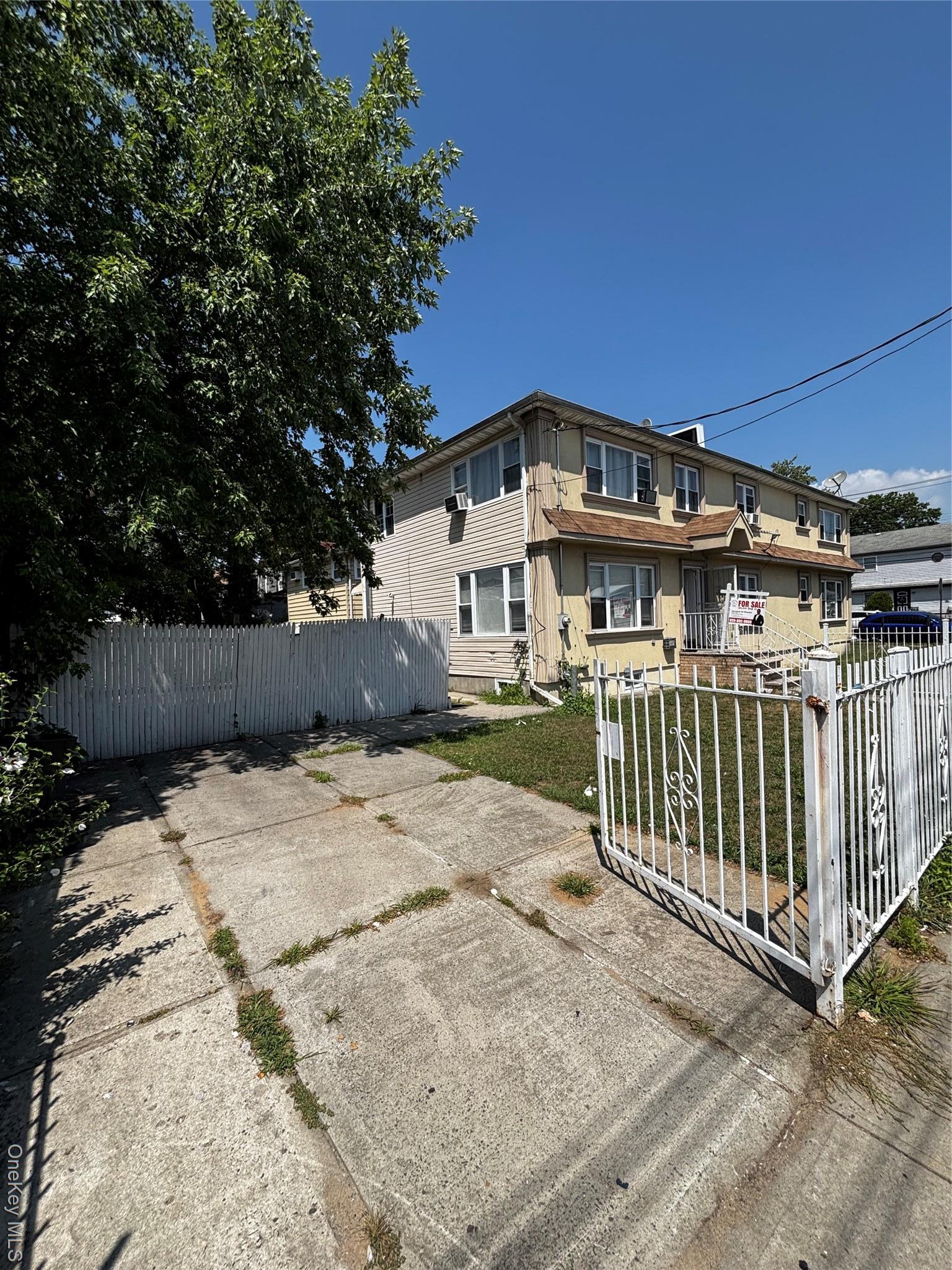 Single Family 224  Queens, NY 11413, MLS-900364-7