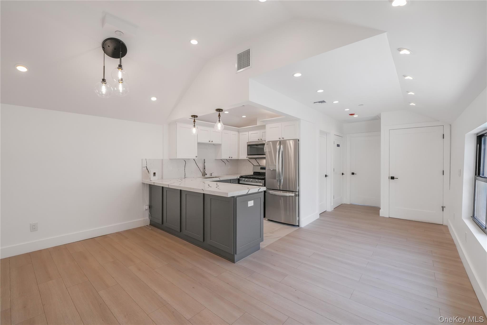 Single Family Tilden  Bronx, NY 10469, MLS-900379-4