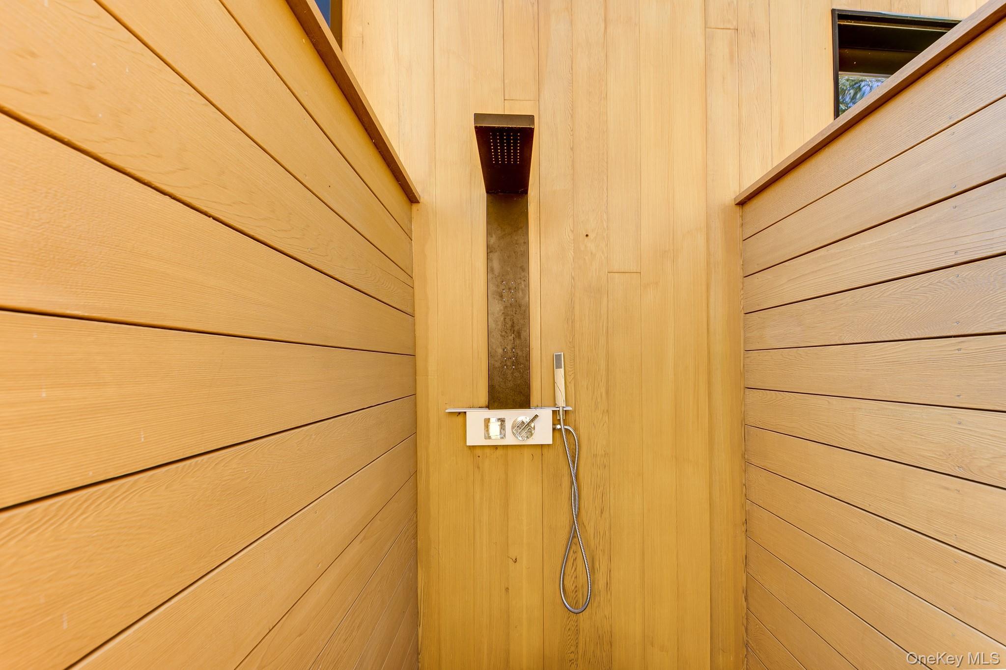 Single Family Cove Hollow Road Suffolk County, NY 11937, MLS-900389-8