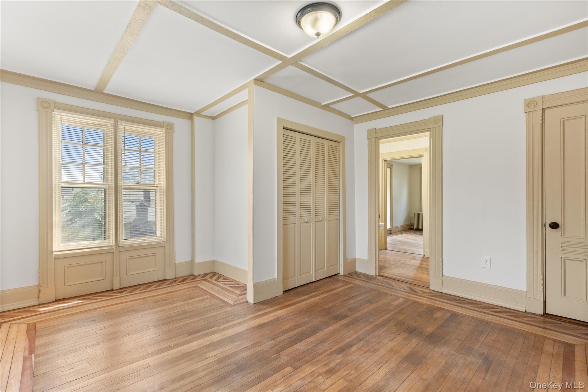 Single Family Ocean  Suffolk County, NY 11706, MLS-900410-19