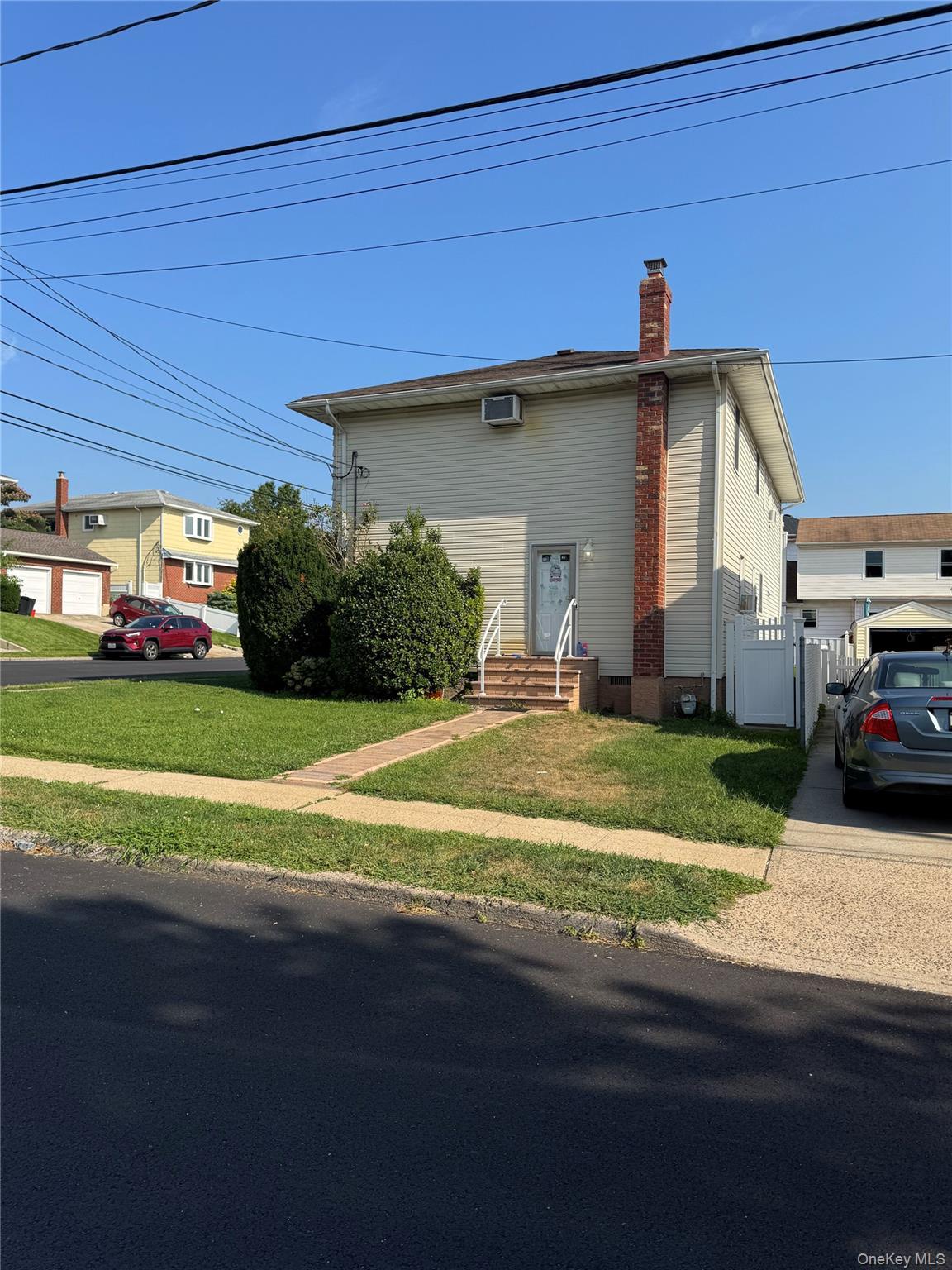 Single Family Lincoln  Nassau County, NY 11010, MLS-900415-2