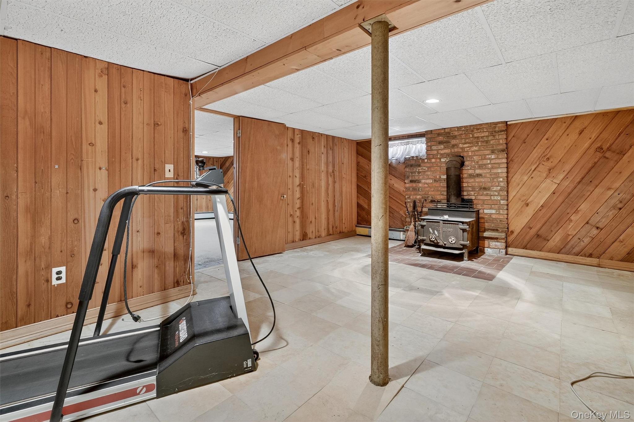 Single Family Wesley  Rockland County, NY 10920, MLS-900422-37