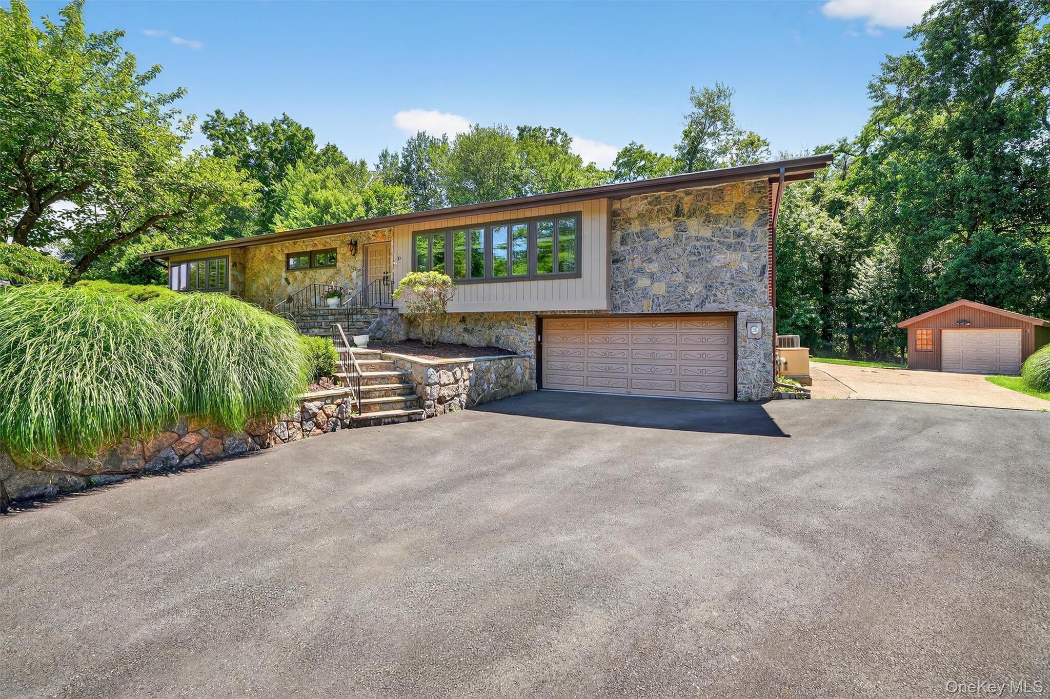 Single Family Wesley  Rockland County, NY 10920, MLS-900422-44