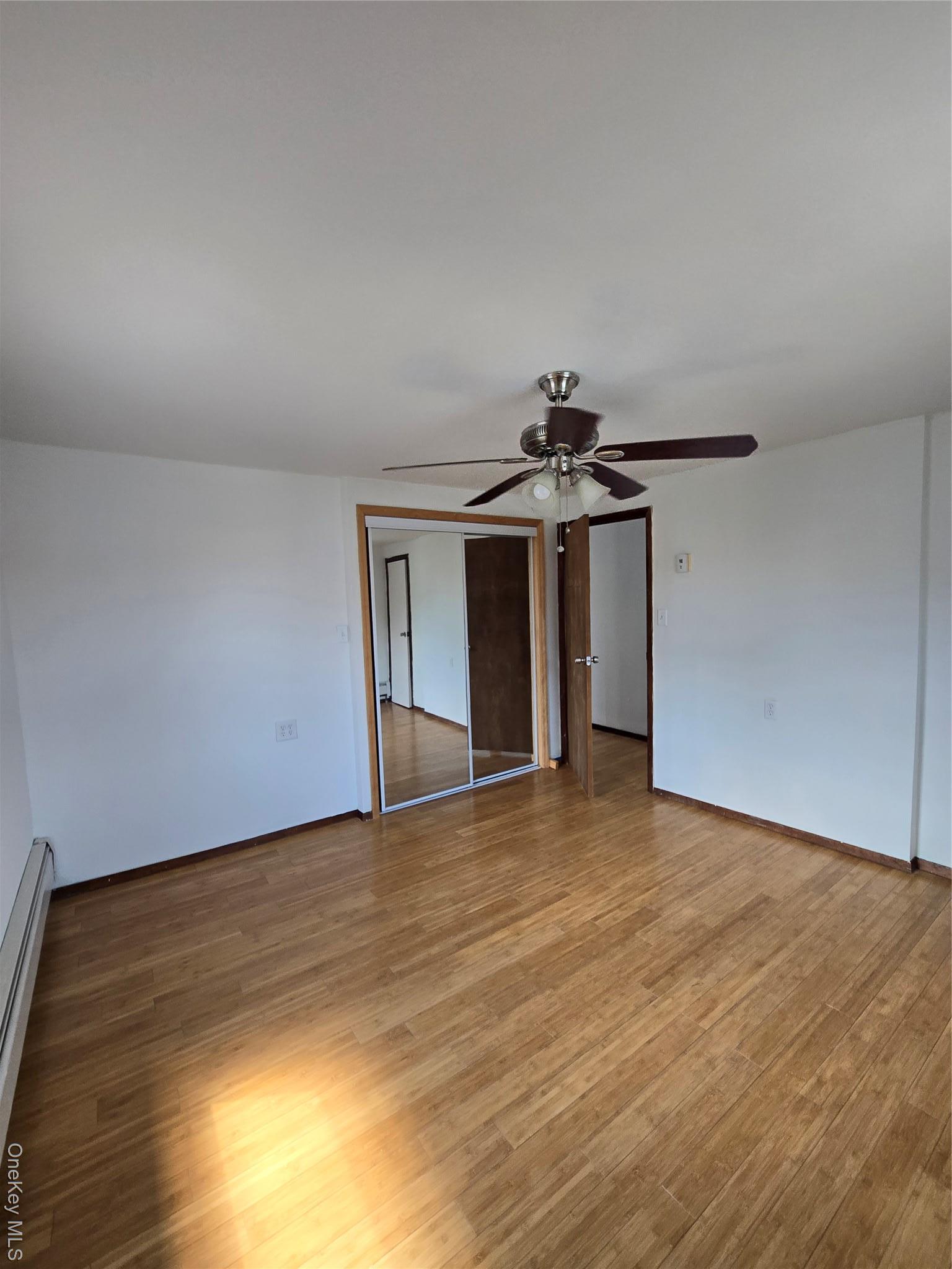 Single Family Vincent  Bronx, NY 10465, MLS-900465-4