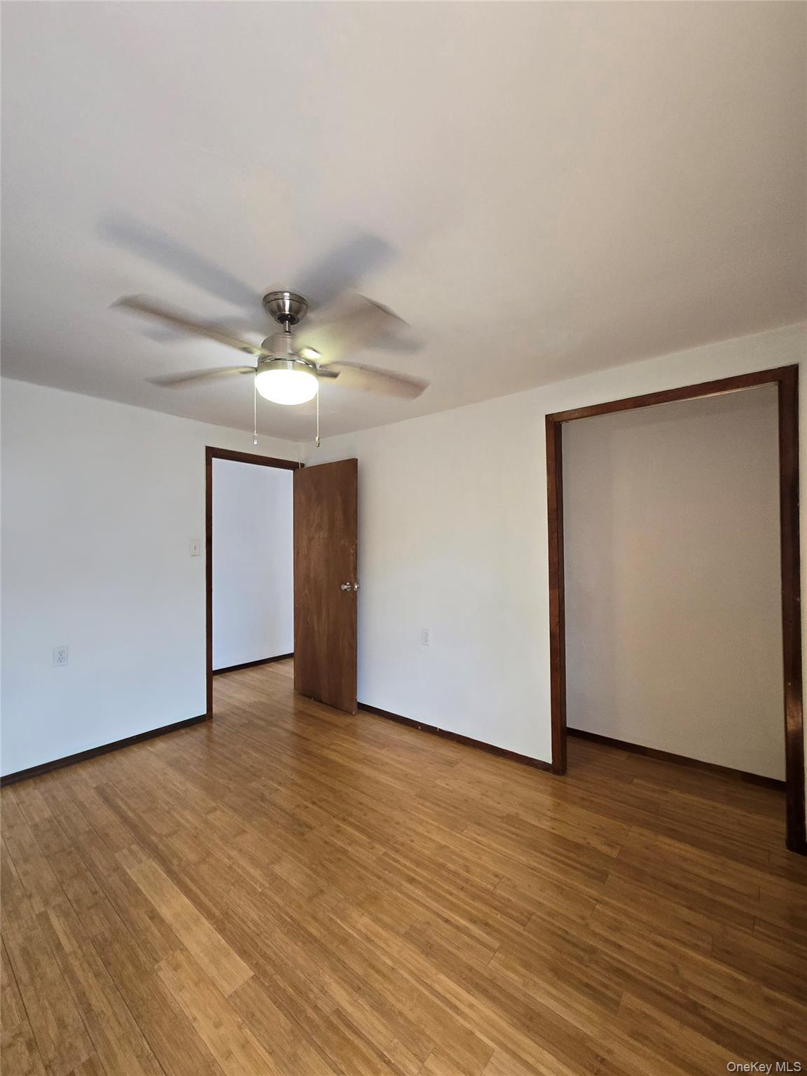 Single Family Vincent  Bronx, NY 10465, MLS-900465-5