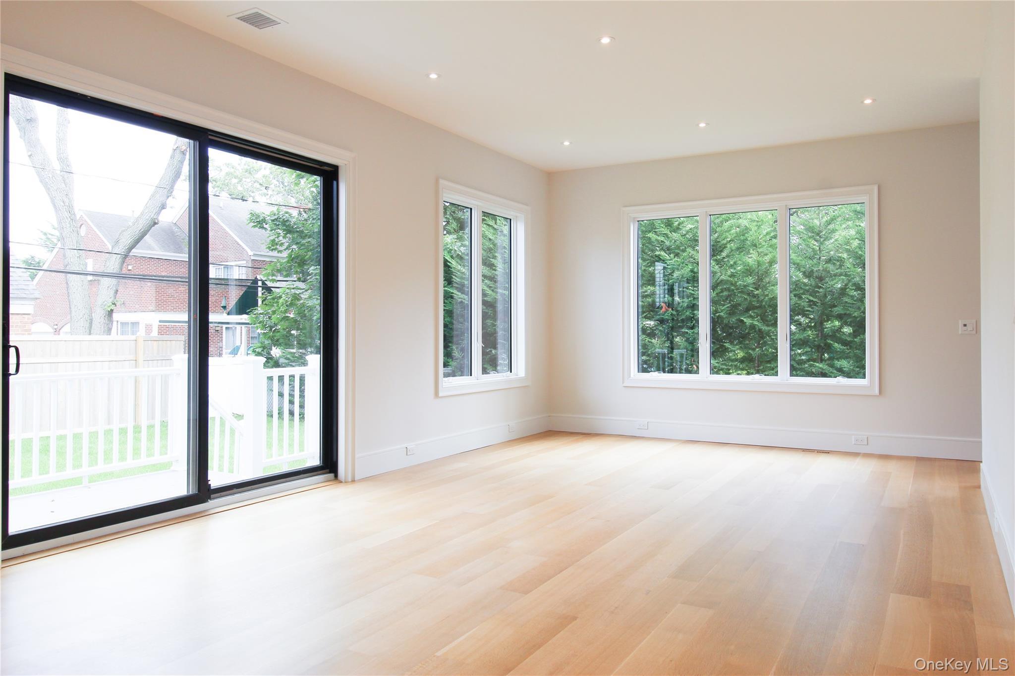 Single Family Sealy Nassau County, NY 11559, MLS-900482-18