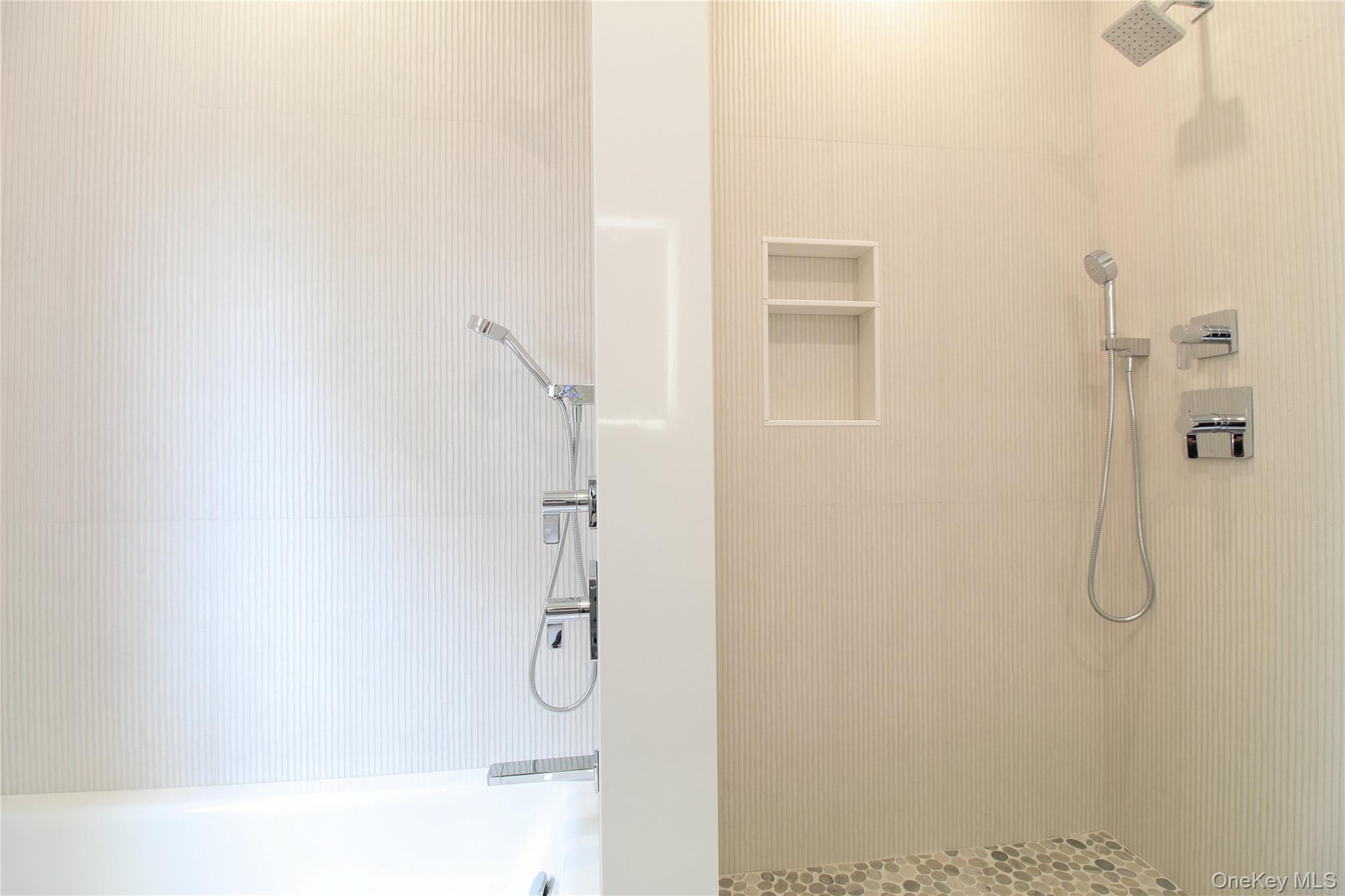 Single Family Sealy Nassau County, NY 11559, MLS-900482-28