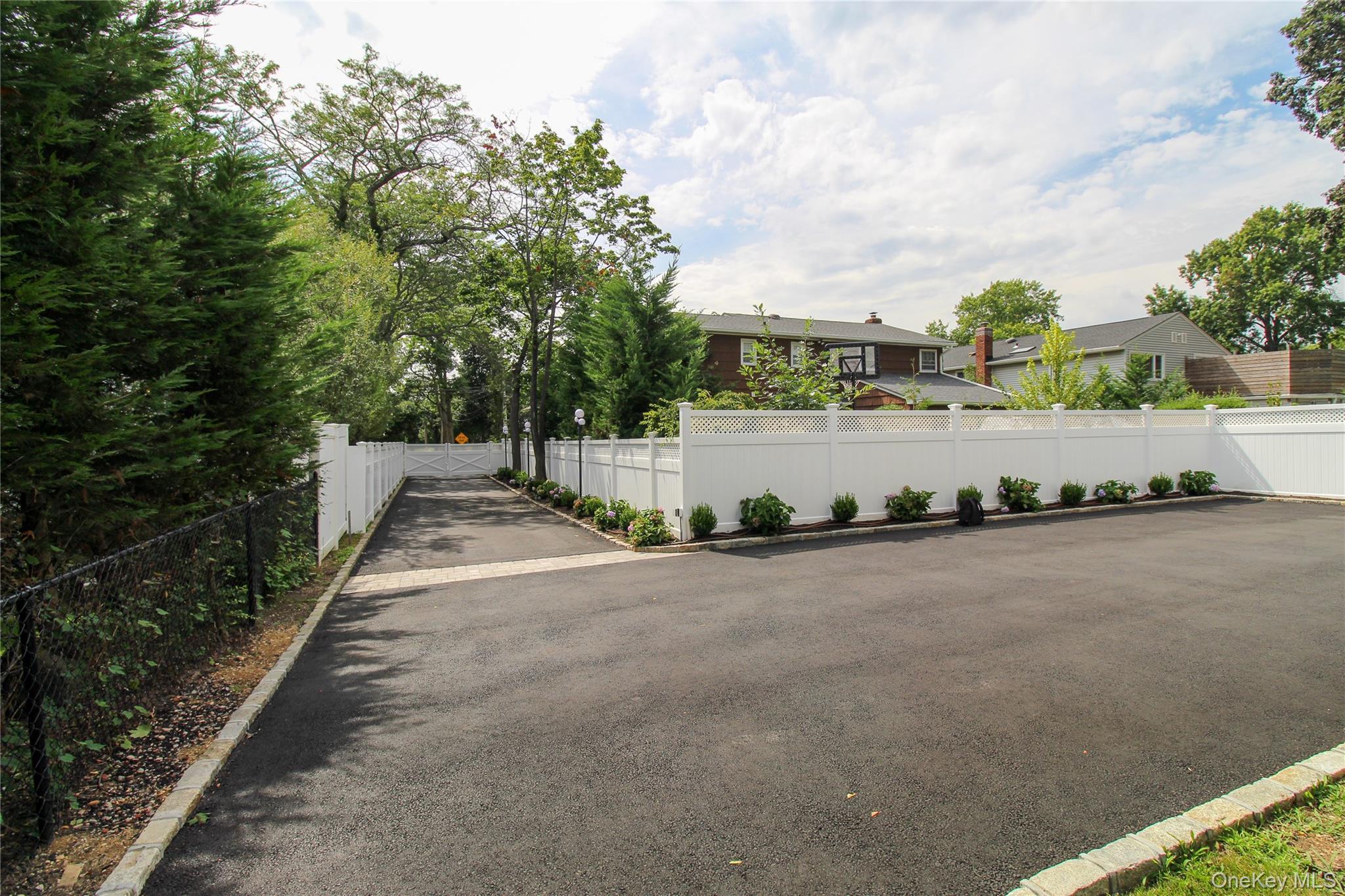 Single Family Sealy Nassau County, NY 11559, MLS-900482-39