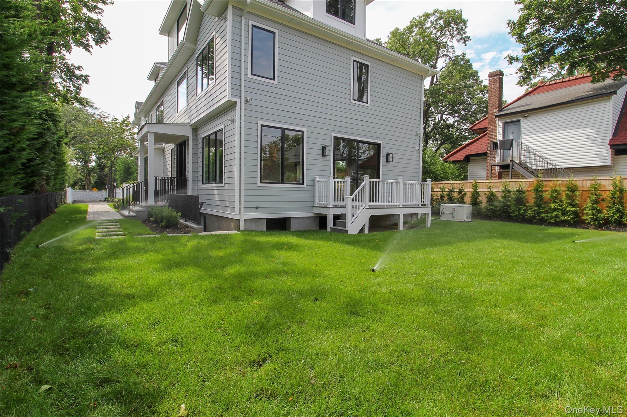 Single Family Sealy Nassau County, NY 11559, MLS-900482-4