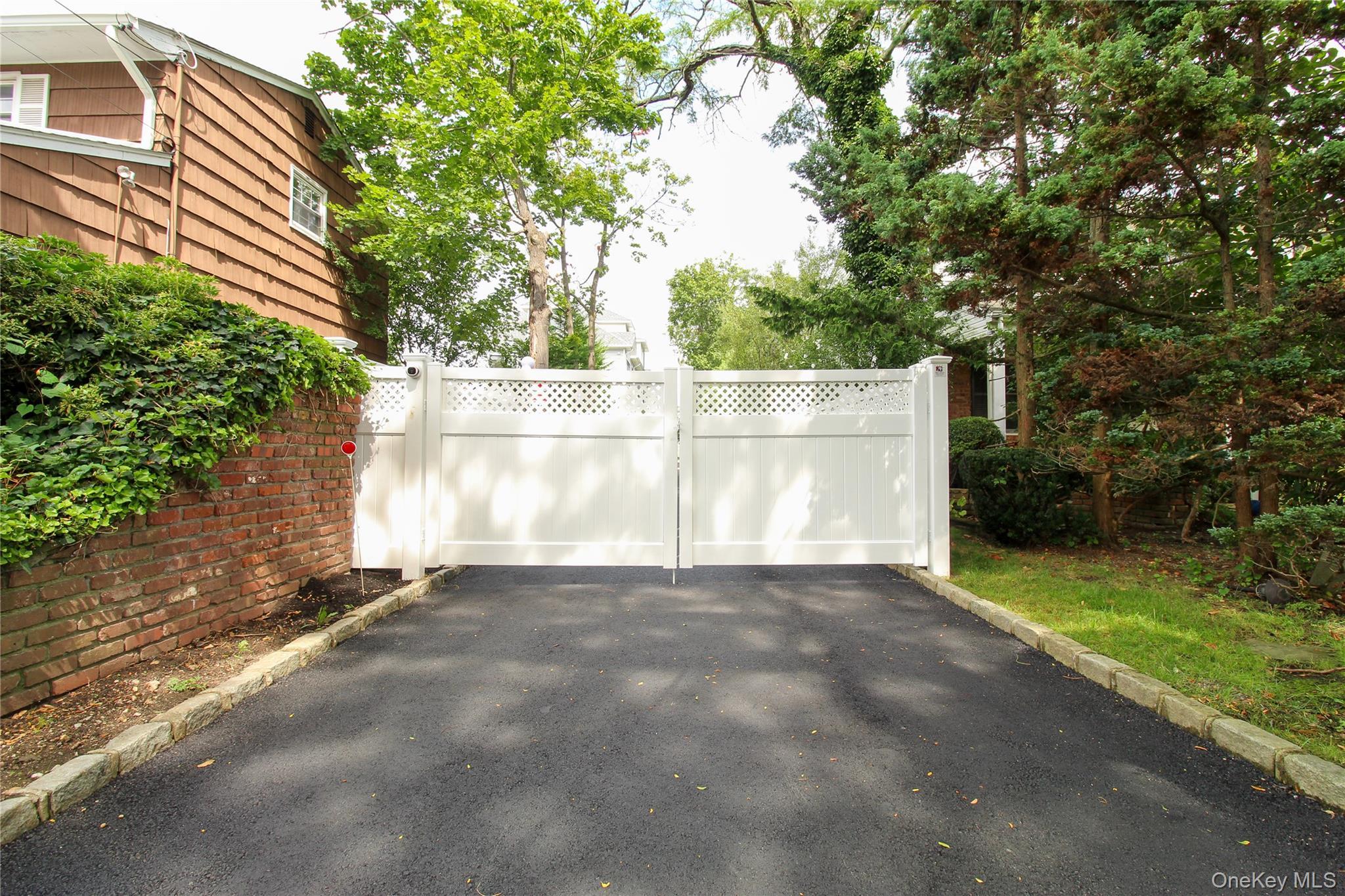 Single Family Sealy Nassau County, NY 11559, MLS-900482-41