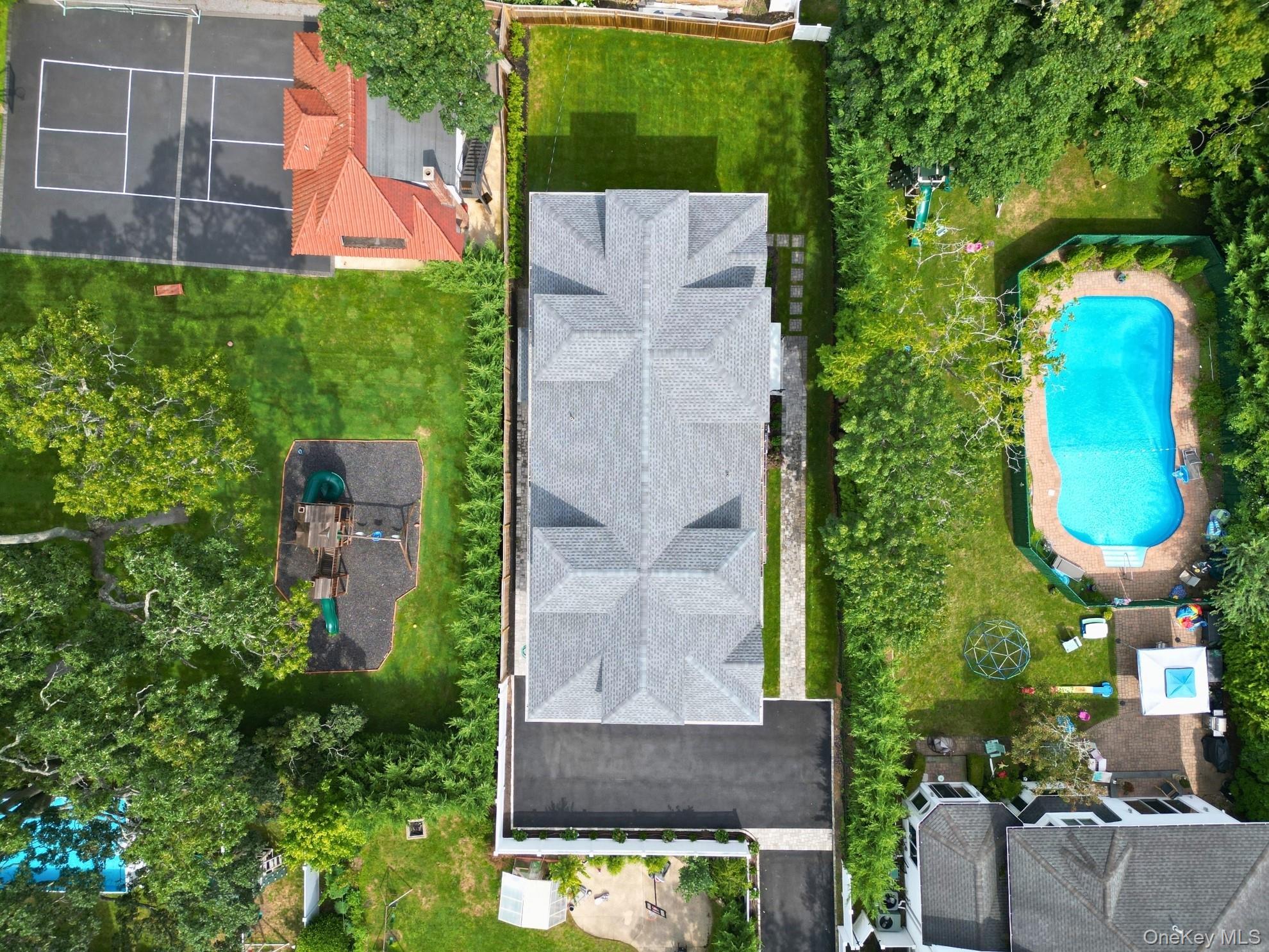 Single Family Sealy Nassau County, NY 11559, MLS-900482-44