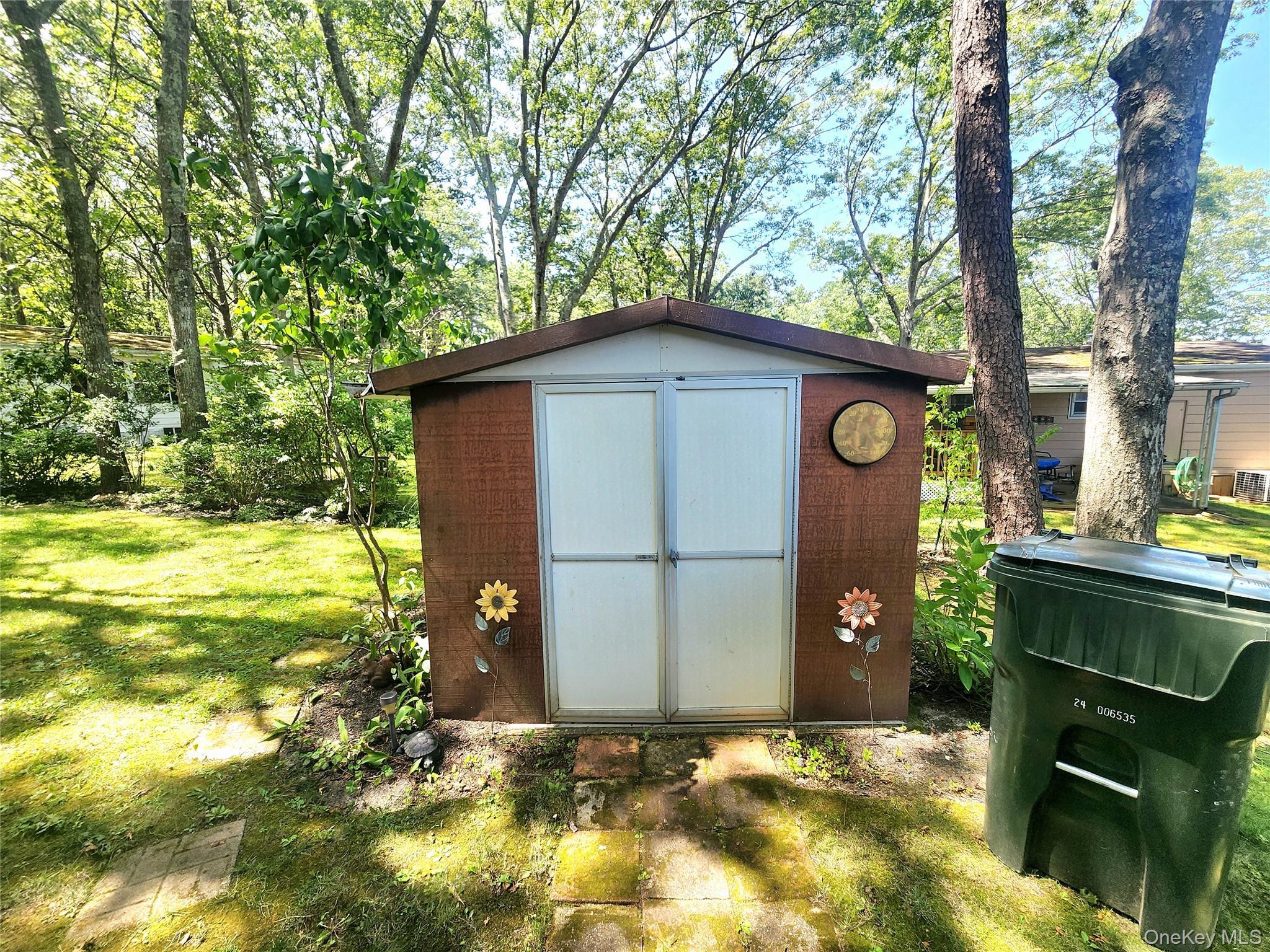 Single Family Riverleigh  Suffolk County, NY 11901, MLS-900503-17