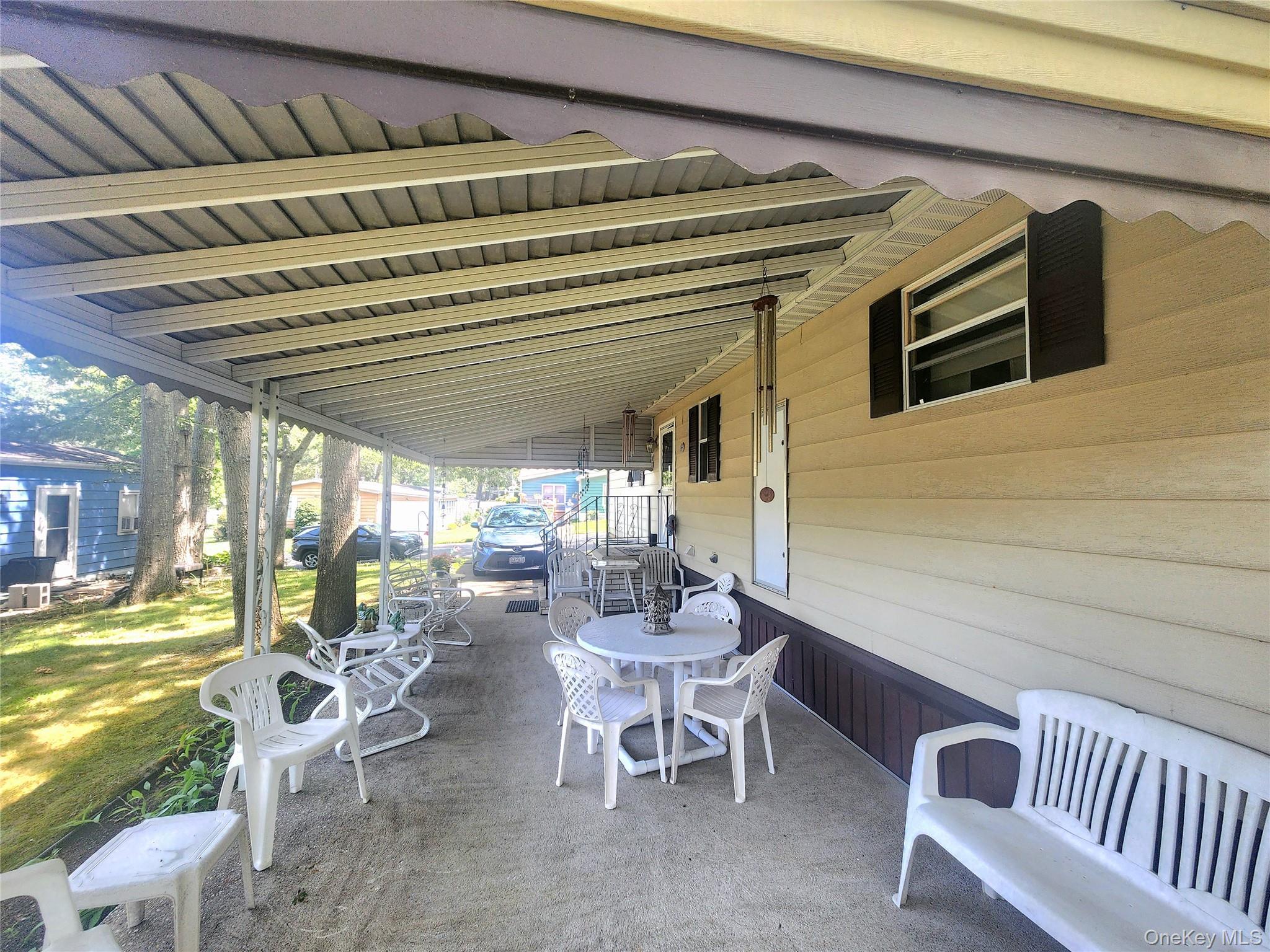 Single Family Riverleigh  Suffolk County, NY 11901, MLS-900503-21