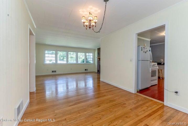 Single Family Fairview Ulster County, NY 12443, MLS-900507-10