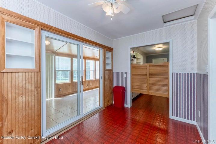 Single Family Fairview Ulster County, NY 12443, MLS-900507-16