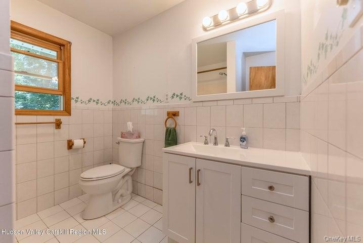 Single Family Fairview Ulster County, NY 12443, MLS-900507-24