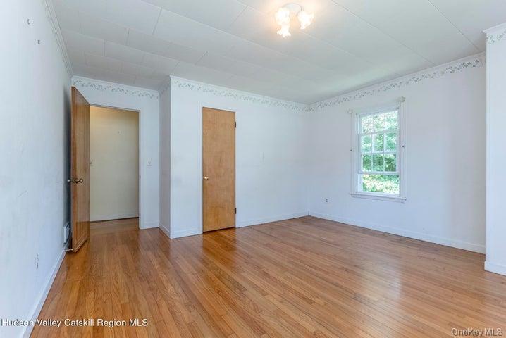 Single Family Fairview Ulster County, NY 12443, MLS-900507-27