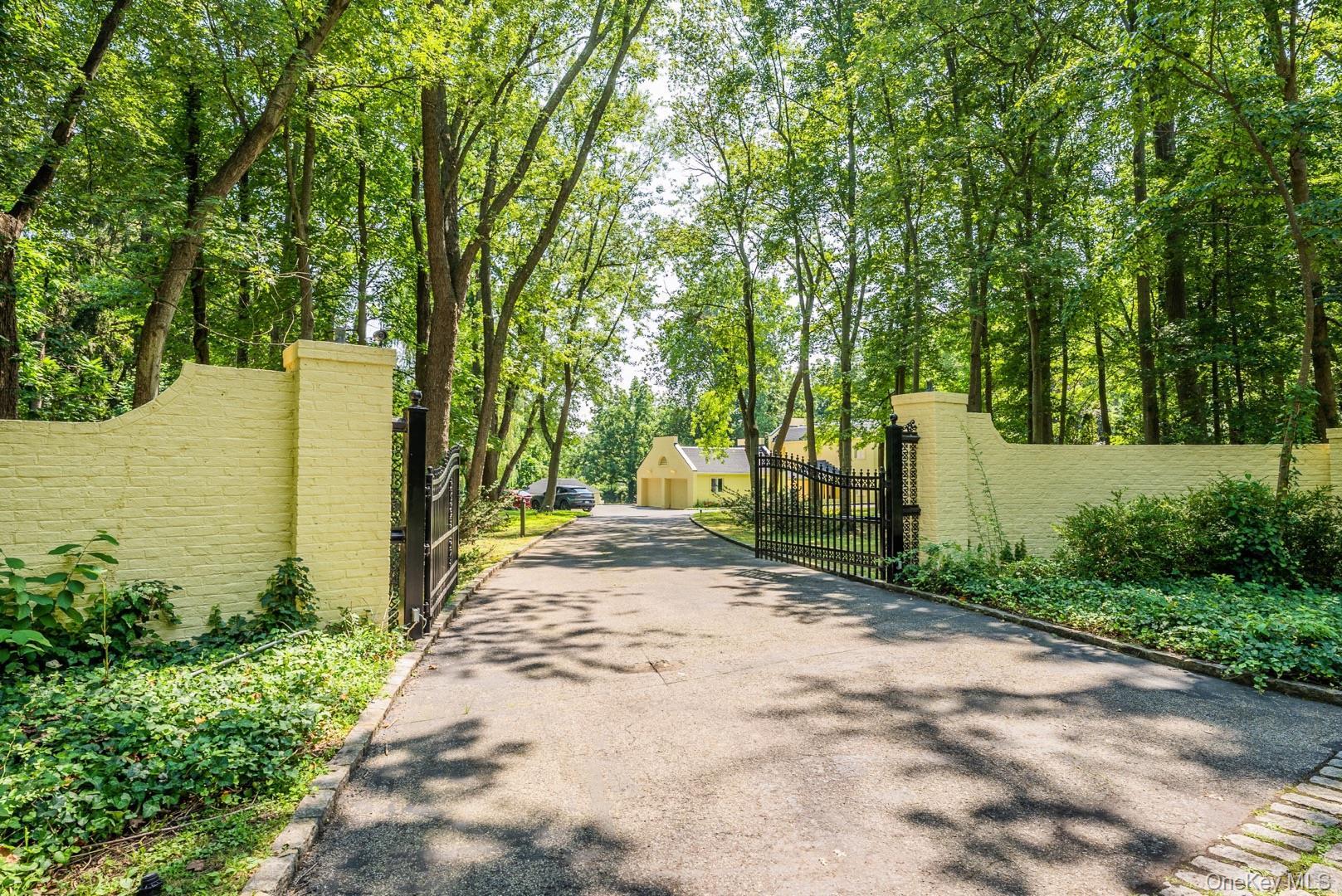 Single Family S Centre Island Nassau County, NY 11771, MLS-900515-2