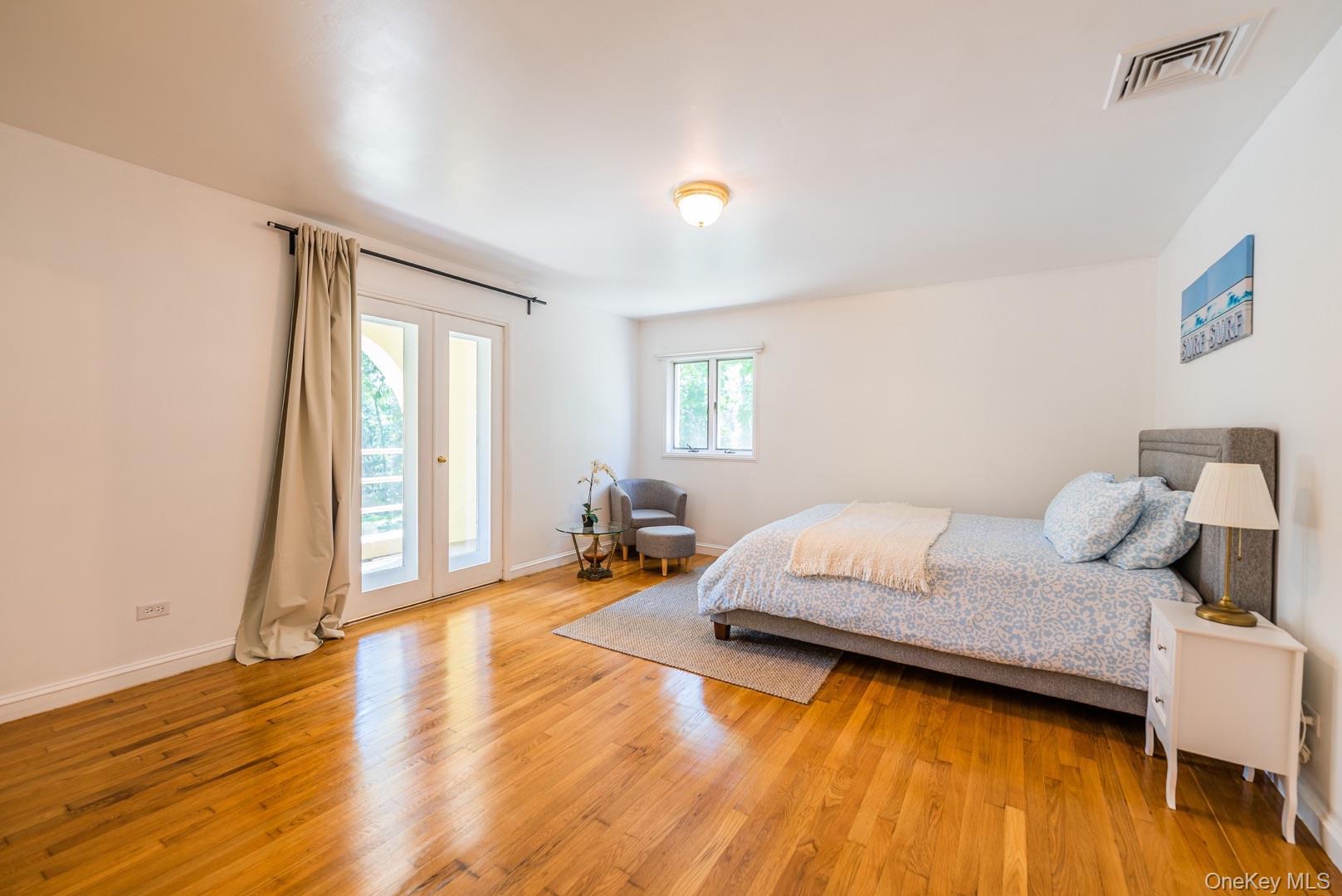 Single Family S Centre Island Nassau County, NY 11771, MLS-900515-28