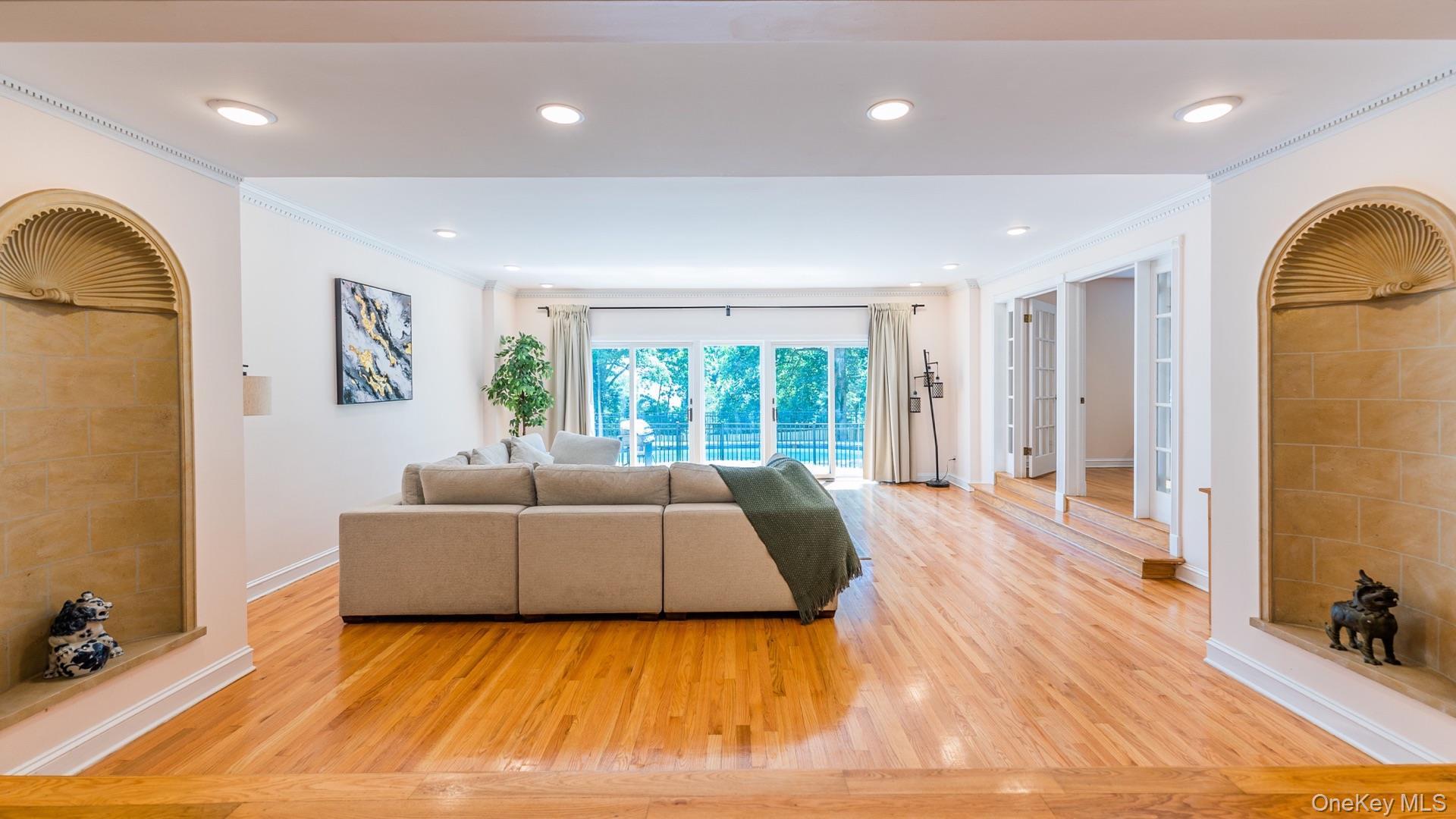 Single Family S Centre Island Nassau County, NY 11771, MLS-900515-9