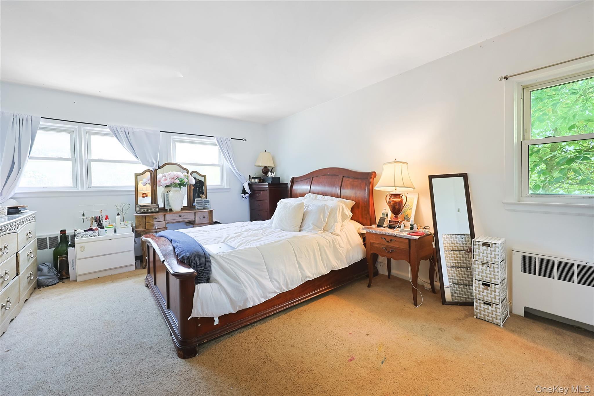 Single Family Middle Neck Nassau County, NY 11576, MLS-900548-19