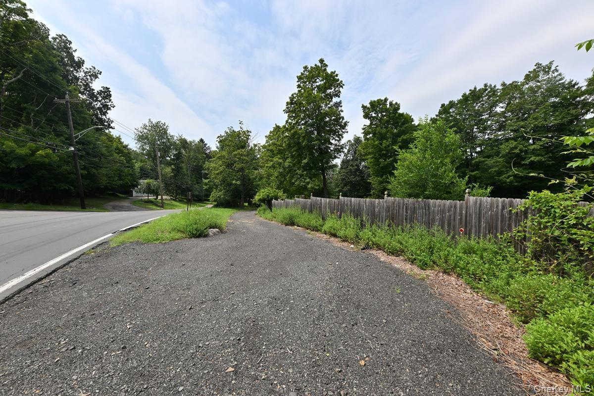 Single Family Saddle River  Rockland County, NY 10952, MLS-900565-23