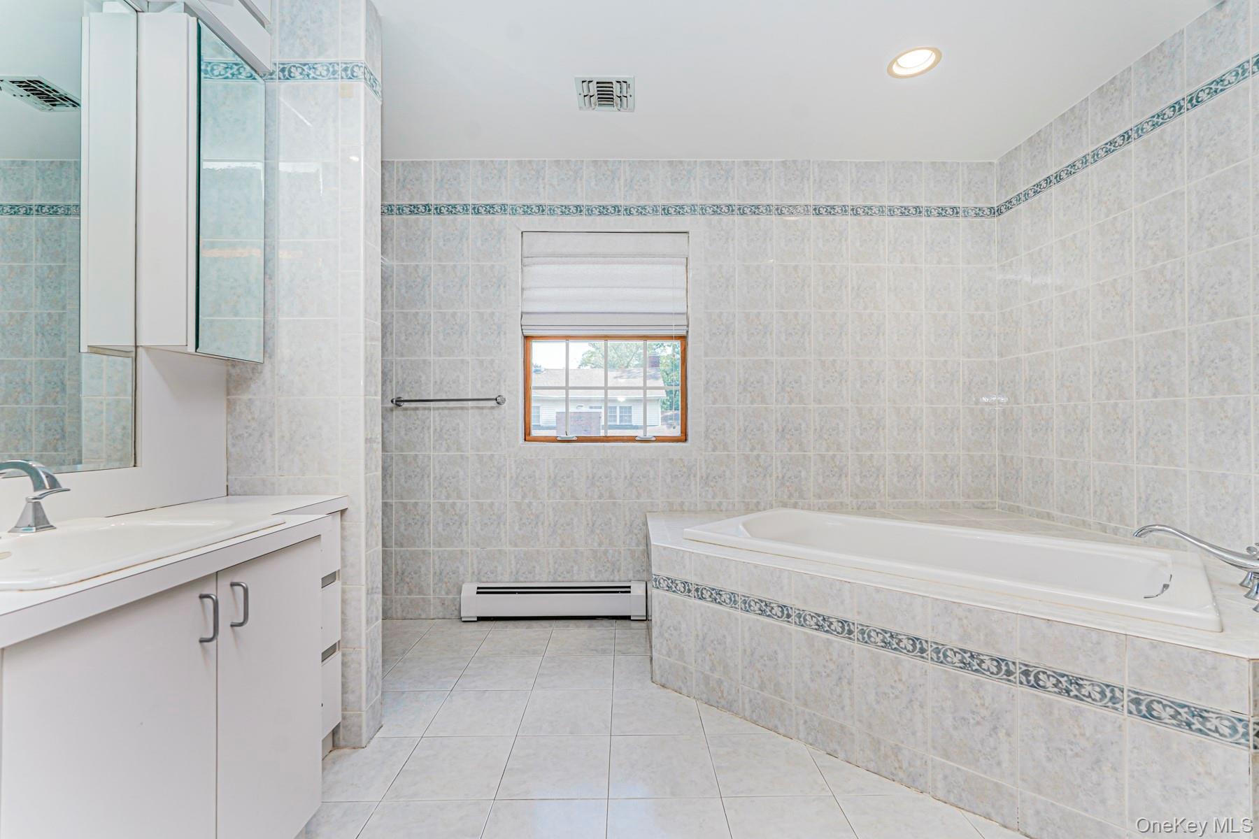 Single Family Longfellow Staten Island, NY 10301, MLS-900570-26