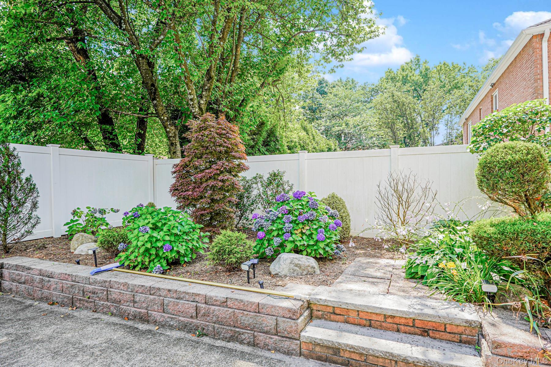 Single Family Longfellow Staten Island, NY 10301, MLS-900570-41