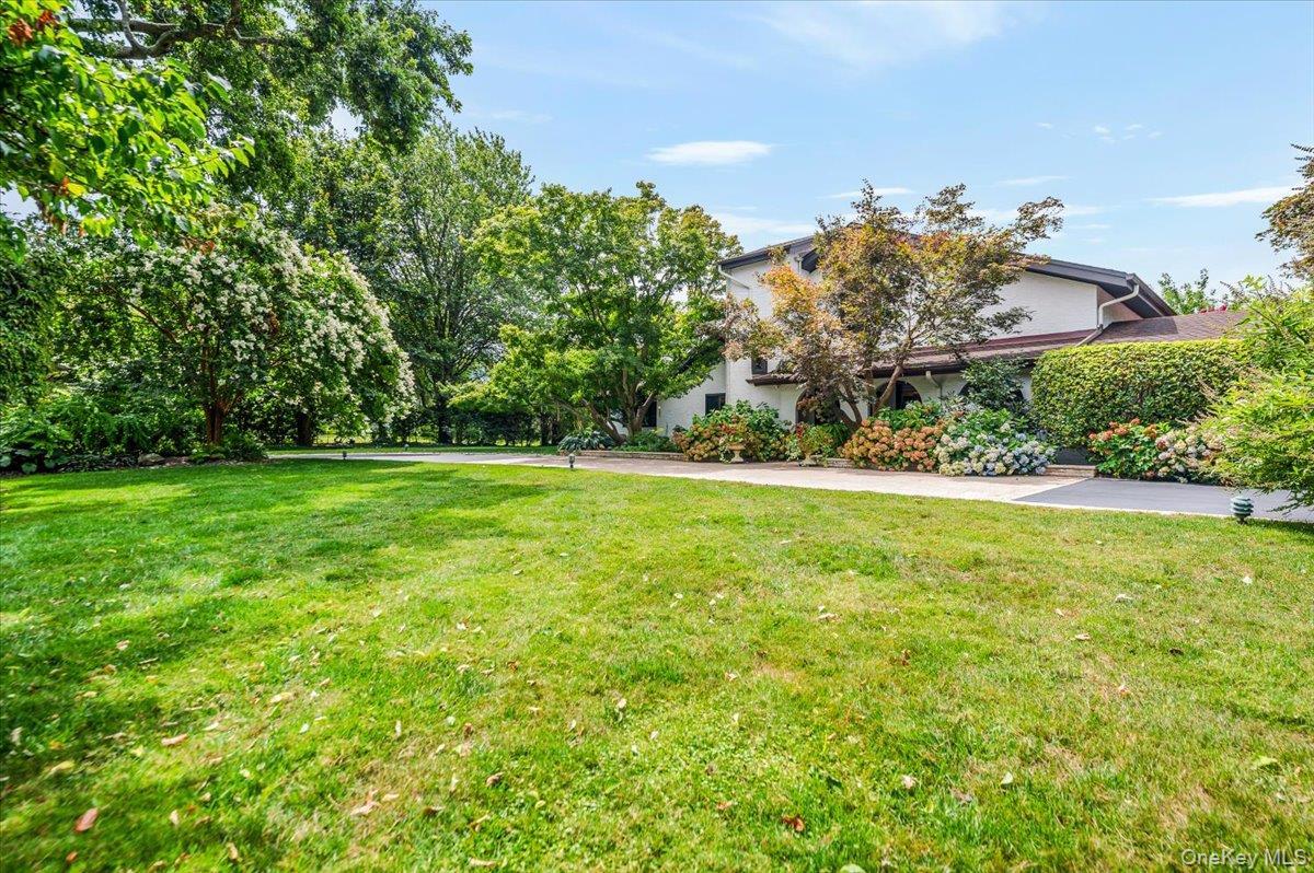 Single Family Cedar Lane Suffolk County, NY 11702, MLS-900582-36