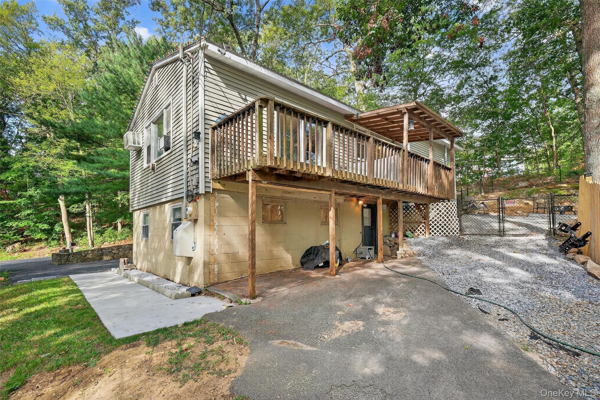 Single Family Walnut Putnam County, NY 10537, MLS-900584-21